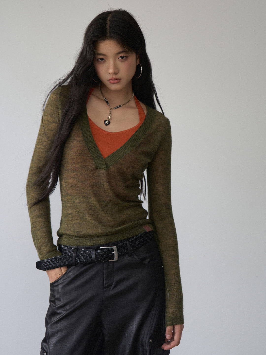 VIA PITTI VIACK500 Fake two piece neck hanging V-neck sweaters