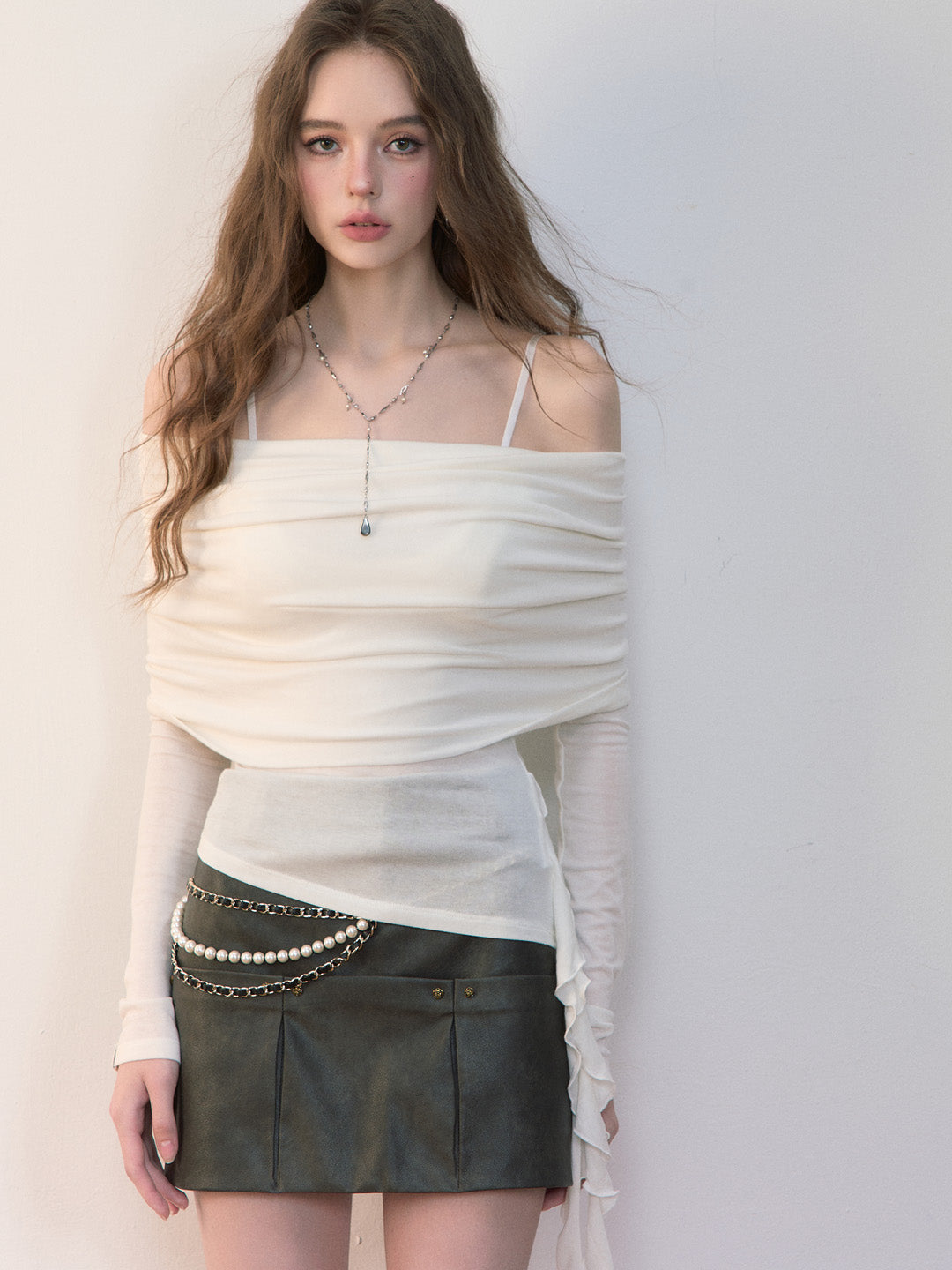 VIA PITTI VIABTP473 Off shoulder slim fit long sleeved top