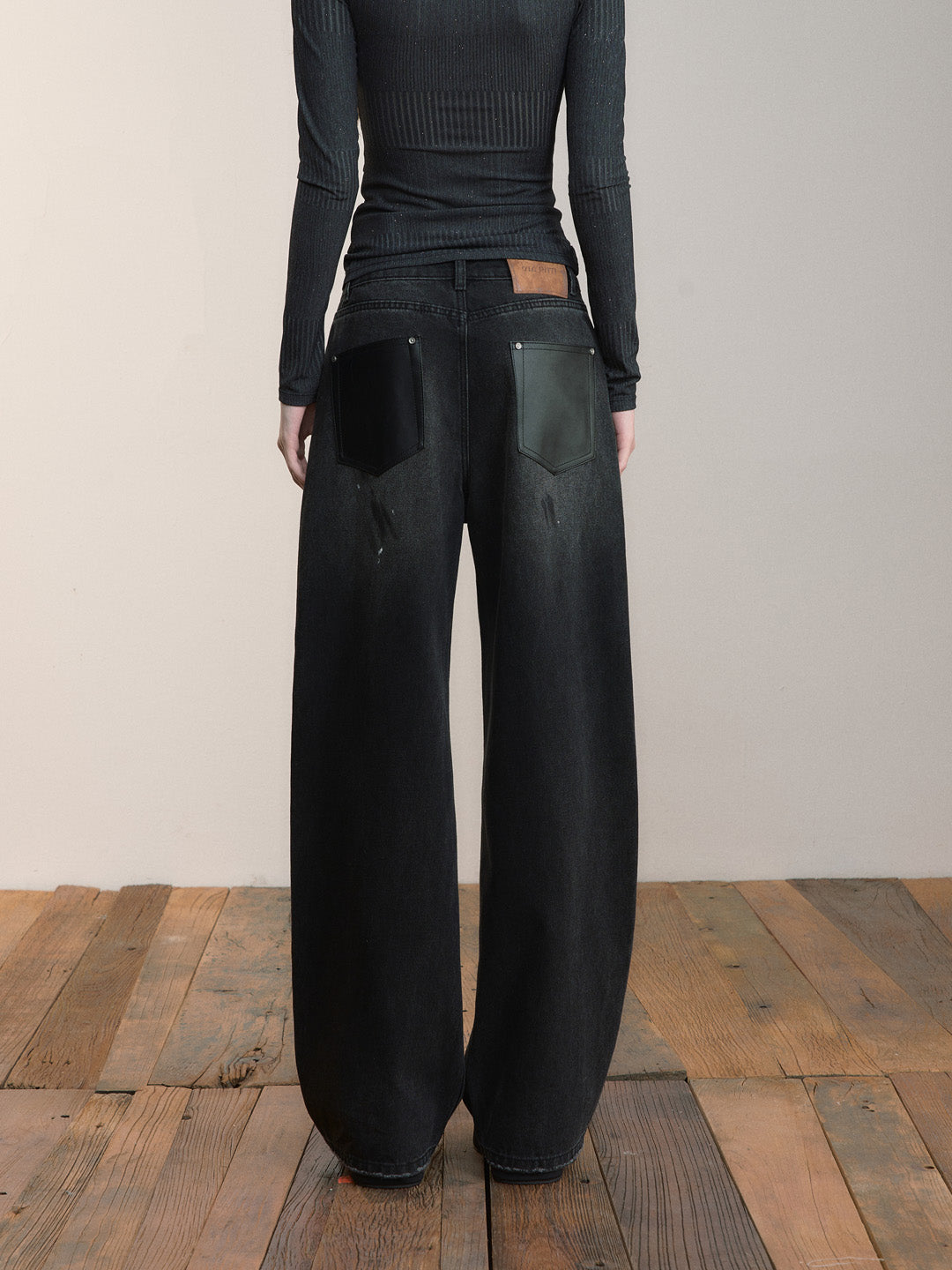 VIA PITTI VIACP552 Loose wide leg jeans