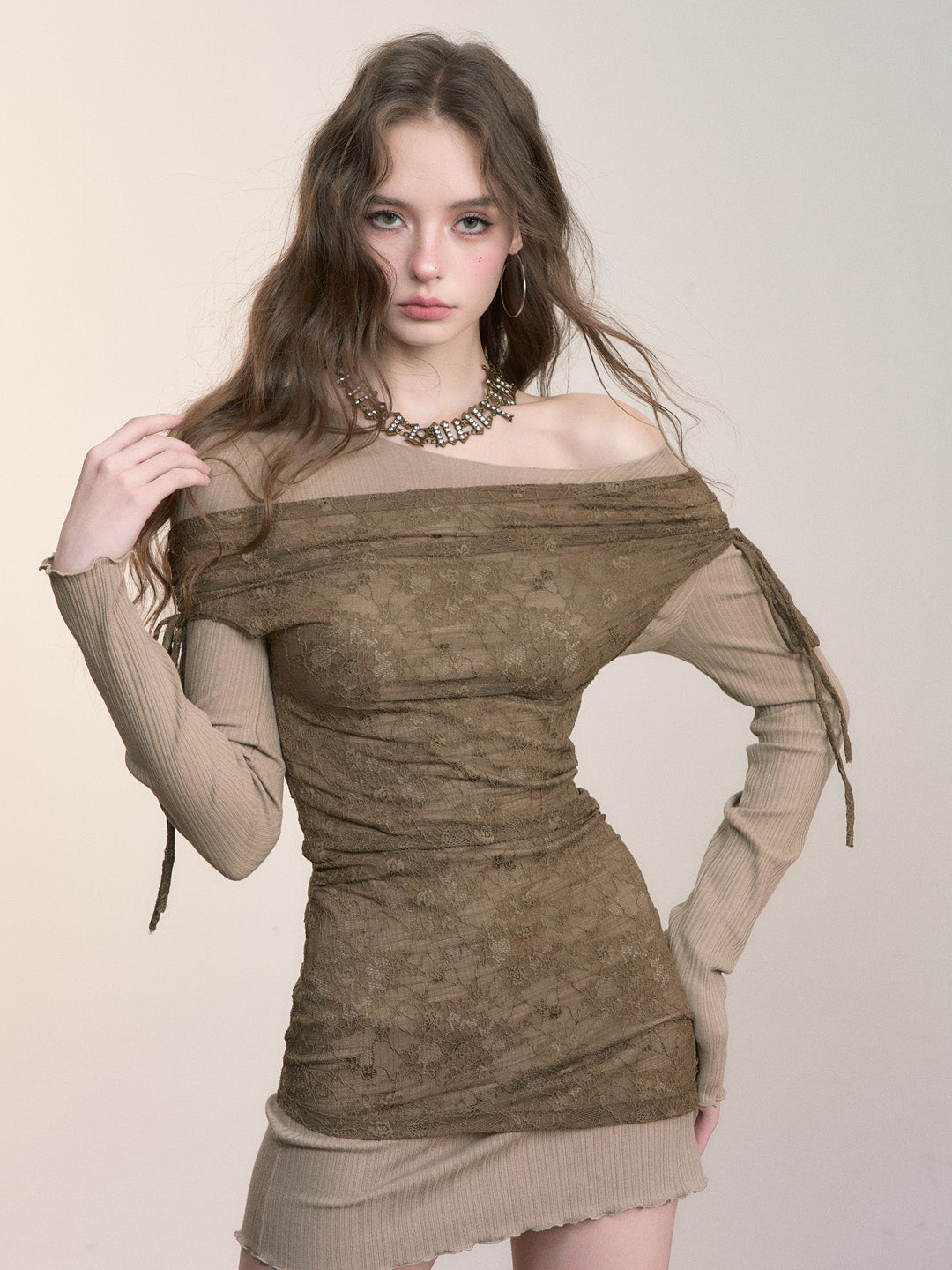 VIA PITTI VIACD523 Fake two piece contrasting lace dress
