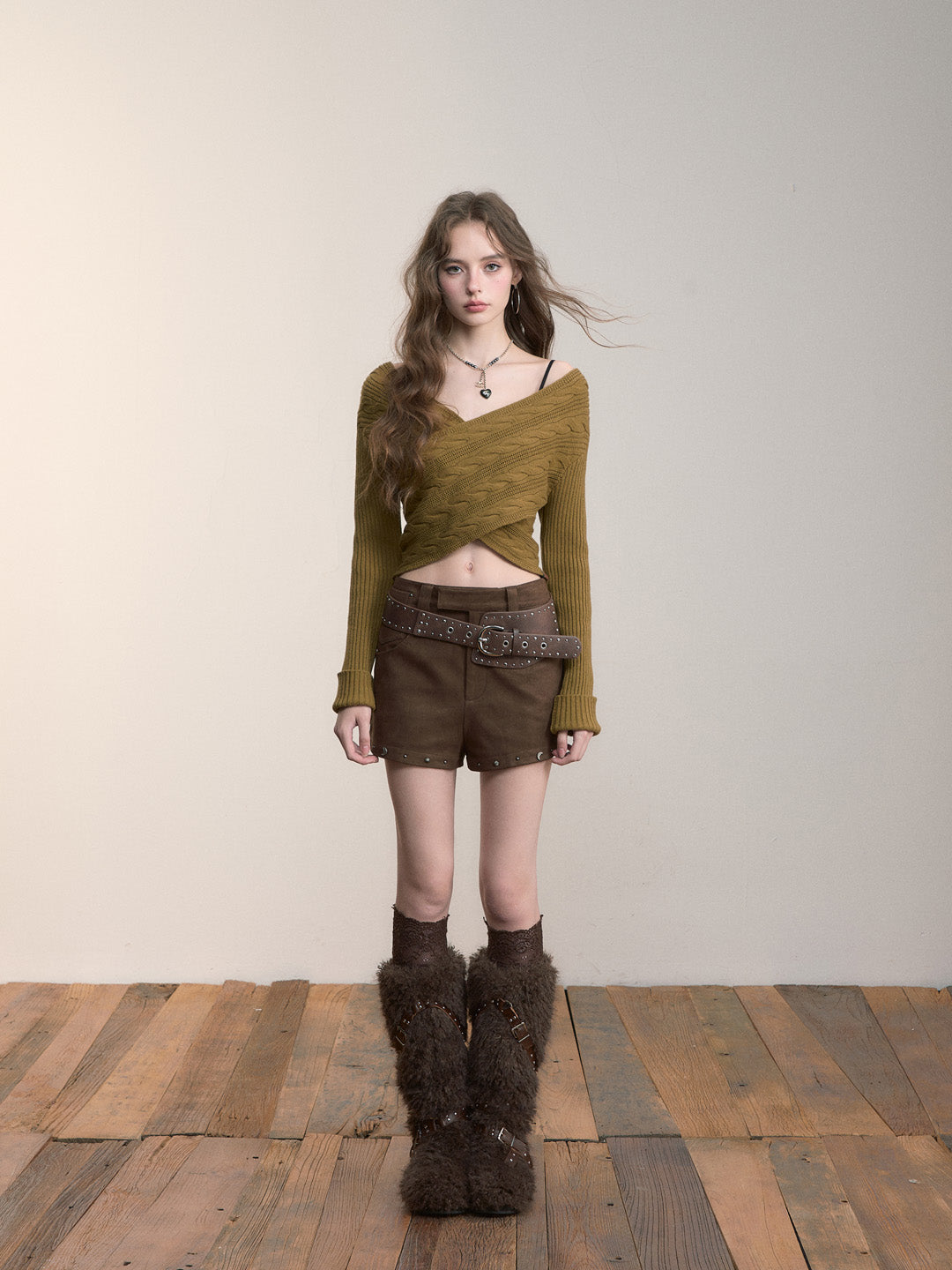 VIA PITTI VIADK563 Cross design short sweater