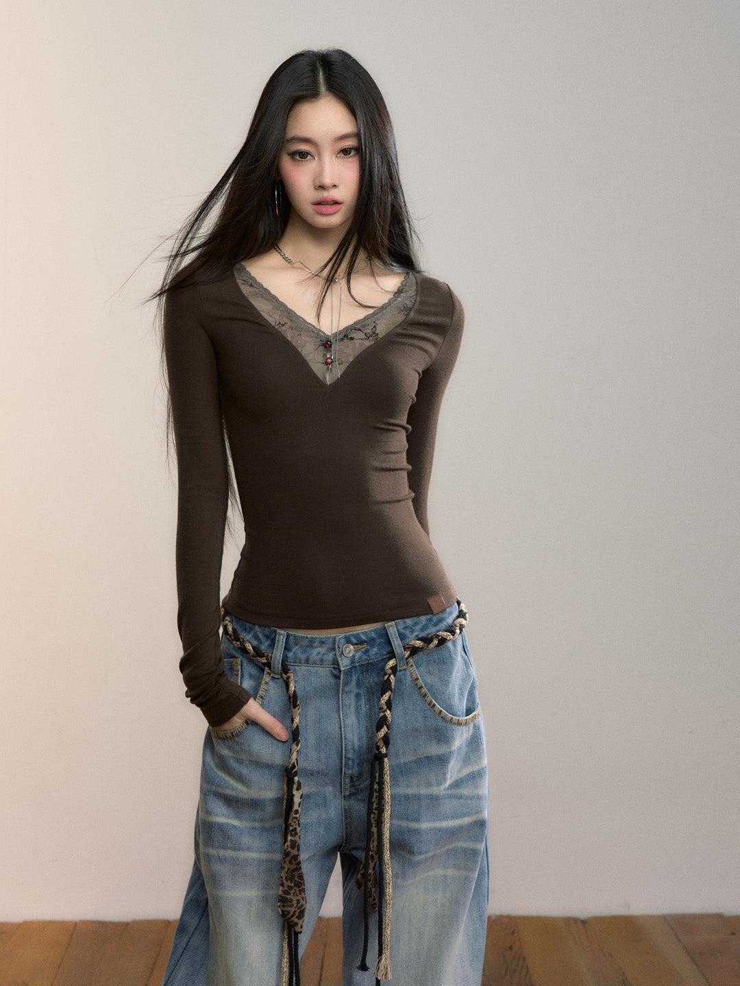 VIA PITTI VIADTP696 Lace collar patchwork base long sleeved top