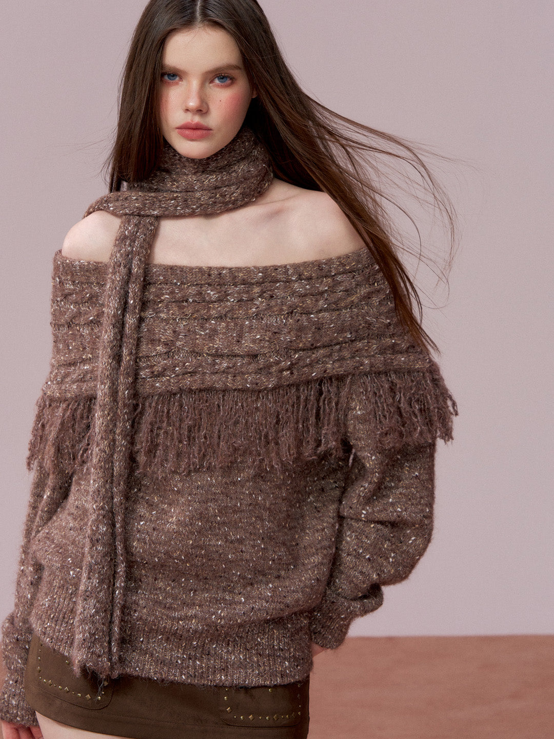 VIA PITTI VIADK783 Off shoulder mixed color woolen sweater + scarf set