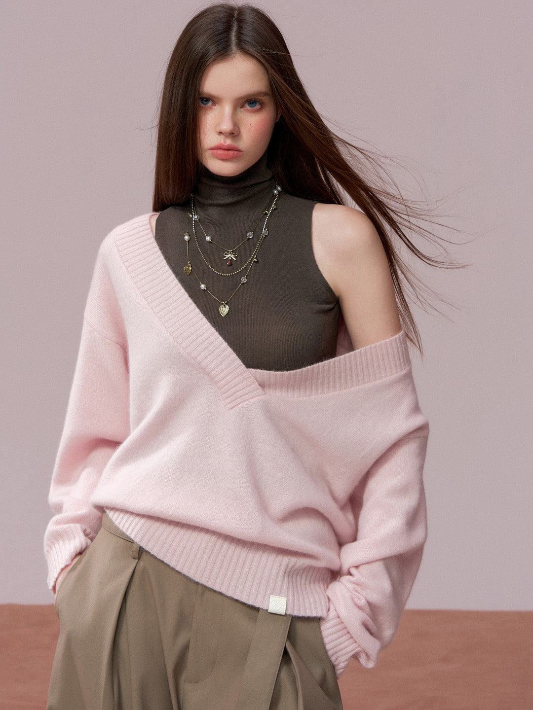 VIA PITTI VIADK782 Versatile high neck sleeveless woolen vest