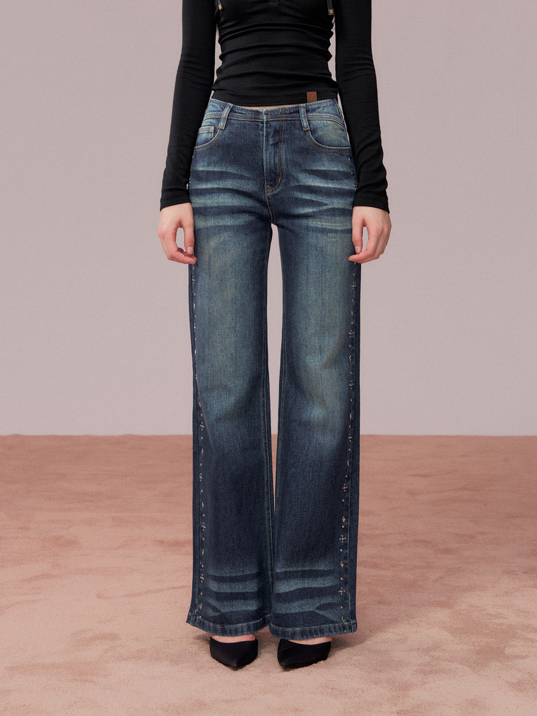 VIA PITTI VIADP763 Rivet decoration washed denim pants