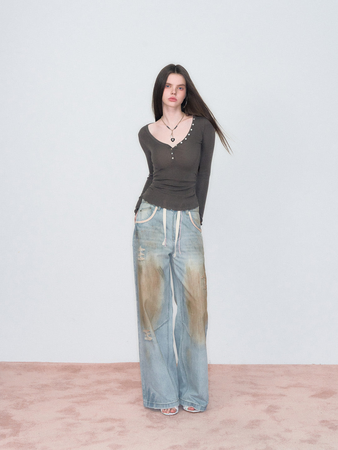 VIA PITTI VIAAK866 Versatile basic waist cinching wool base sweater