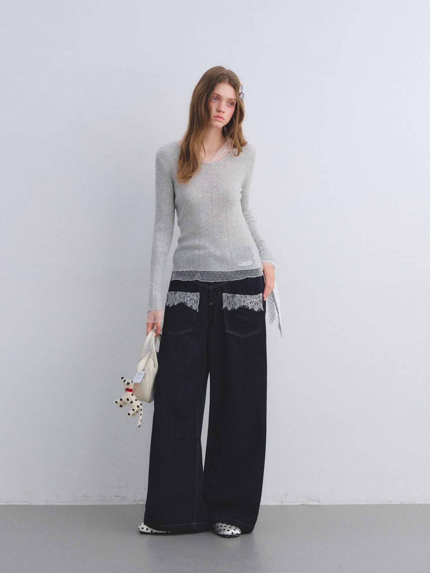 AsGony ASG25664 Polka dot mesh spliced wool base sweater