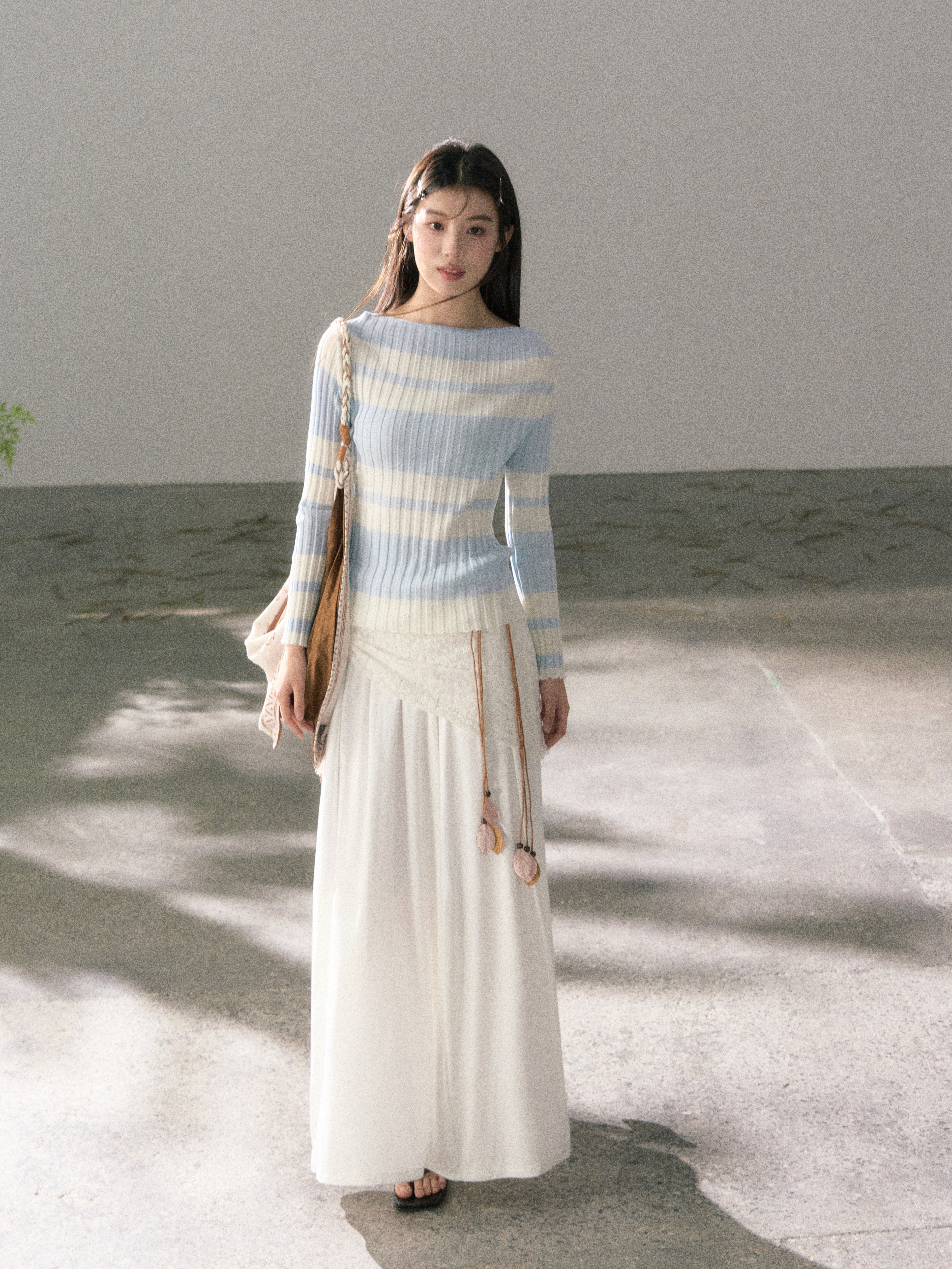 Lafreedom LAF360101 Clear and slim fit bright color striped knitted top