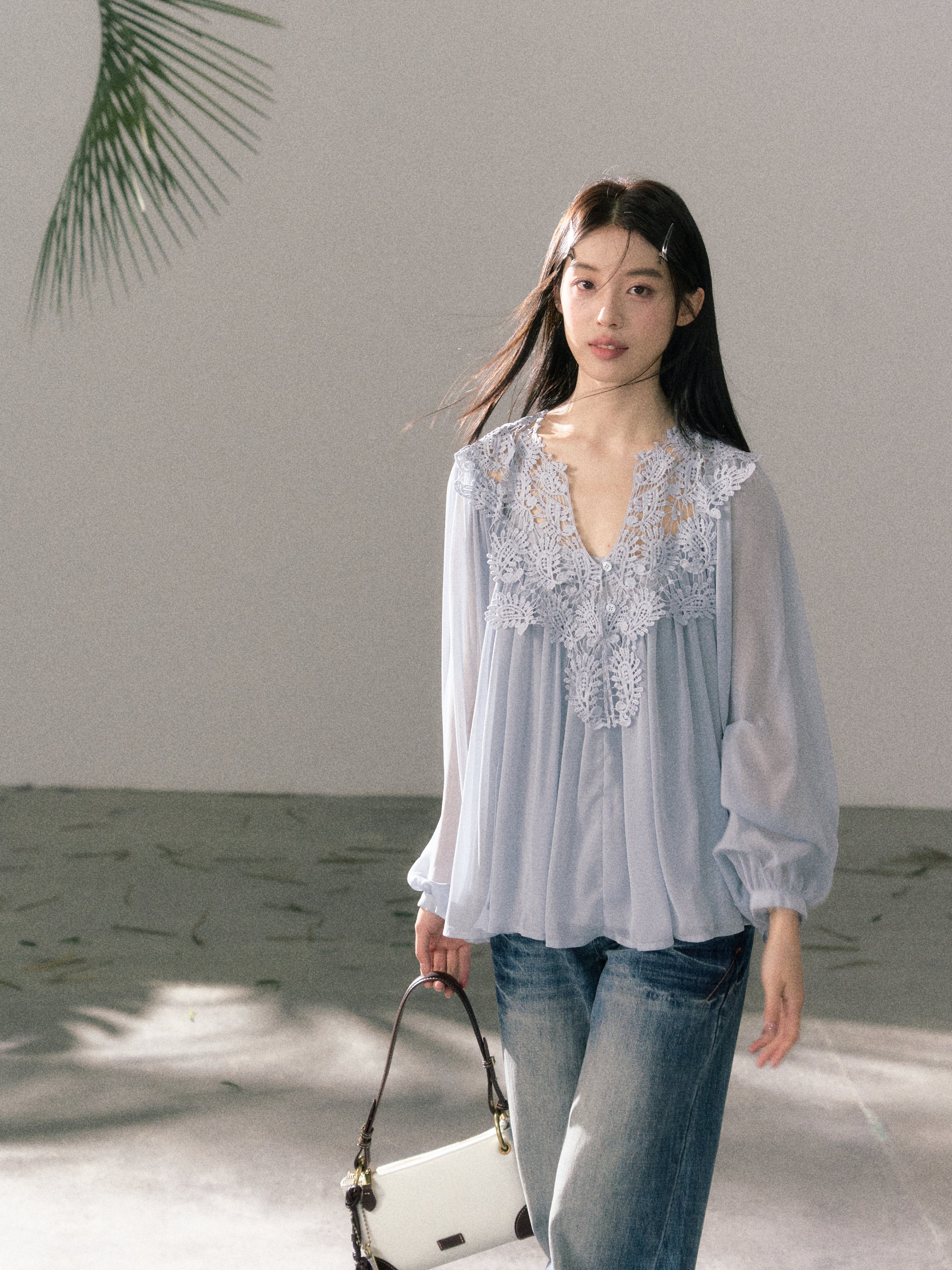 Lafreedom LAF360403 Hollow hook flower lace two-piece shirt set