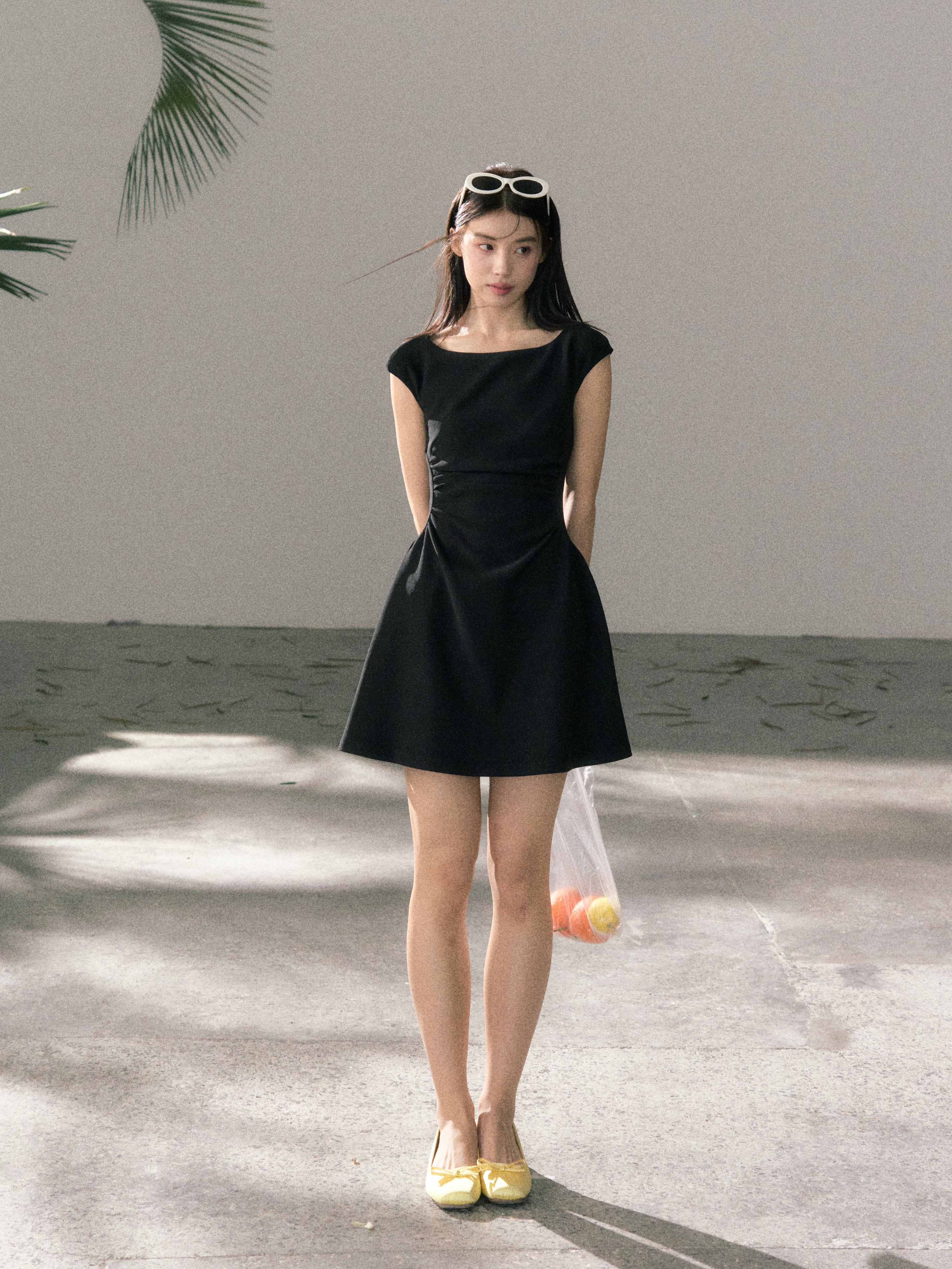 Lafreedom LAF360407 Solid color jacquard slim fit waist cinching dress