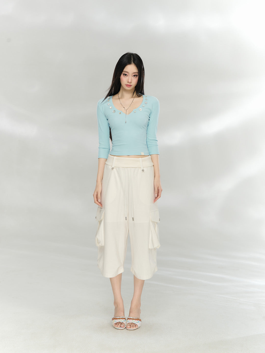 VIA PITTI VIAATP791 V-neck button decoration top