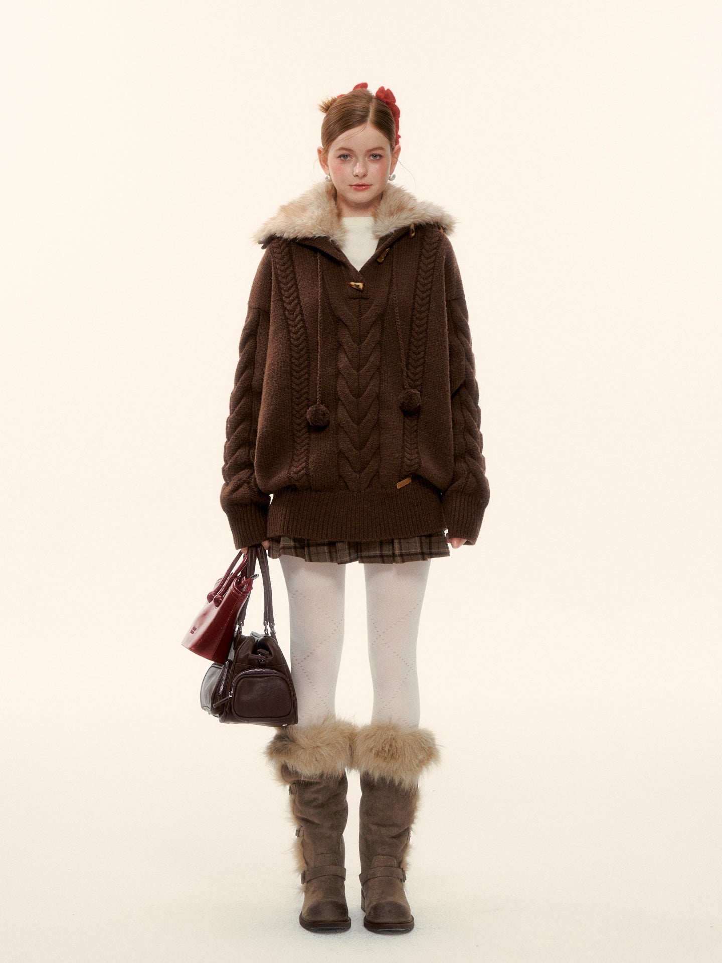 AsGony ASG25619 Detachable wool collar needle twisted pullover sweater