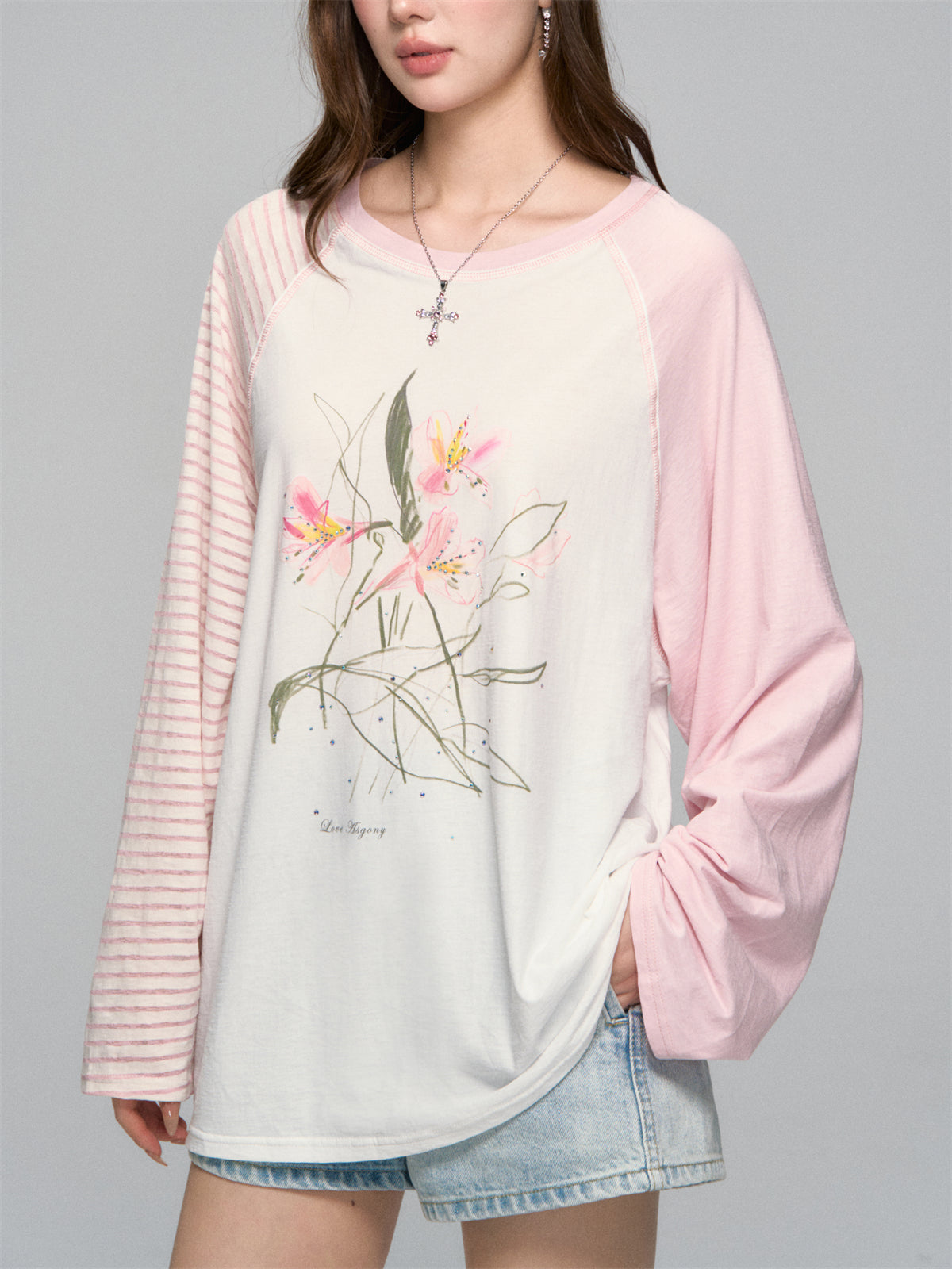 AsGony ASG25120 Color blocked floral print round neck T-shirt