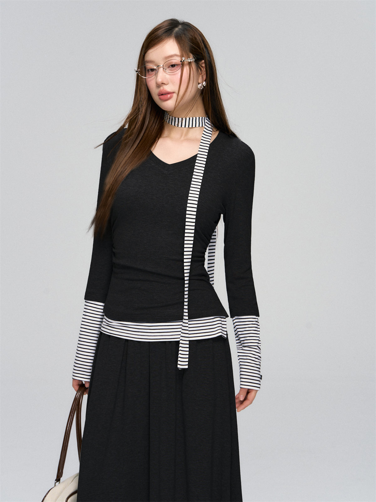 AsGony ASG25008&ASG25009 Slim fit V-neck ribbon base top + skirt set