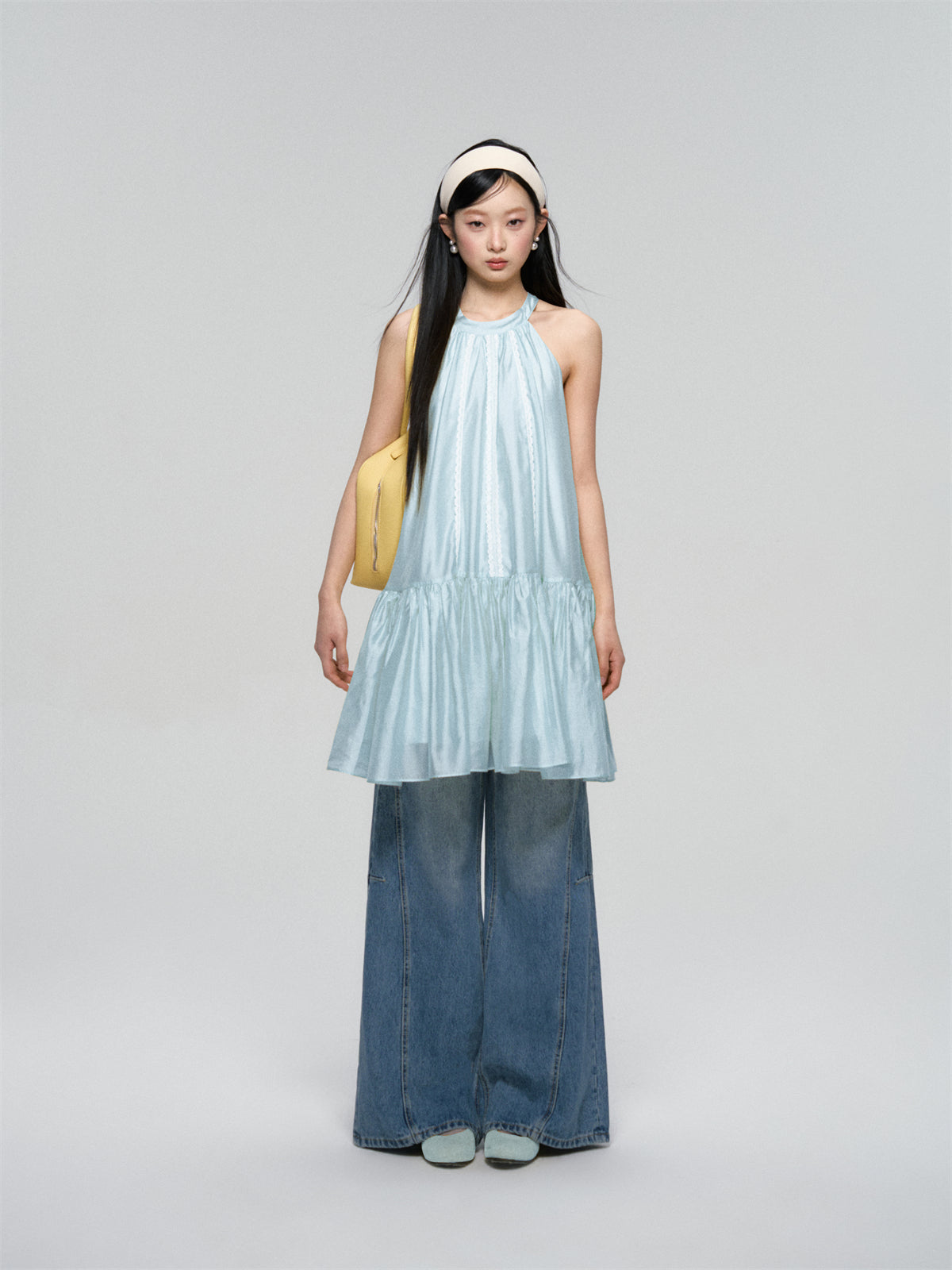 AsGony ASG25092 Hanging neck fluffy lace dress (2color)