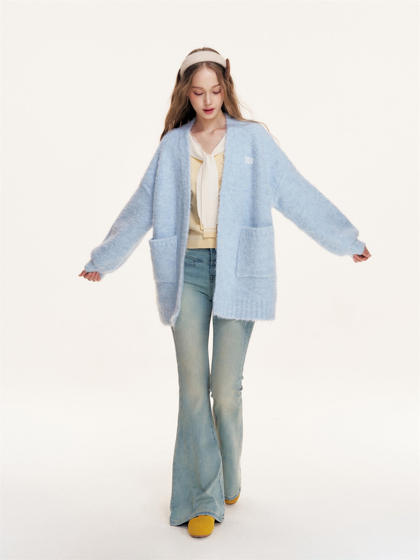 16DEWS 16D25412 Fluffy fur long sleeved V-neck knitted cardigan