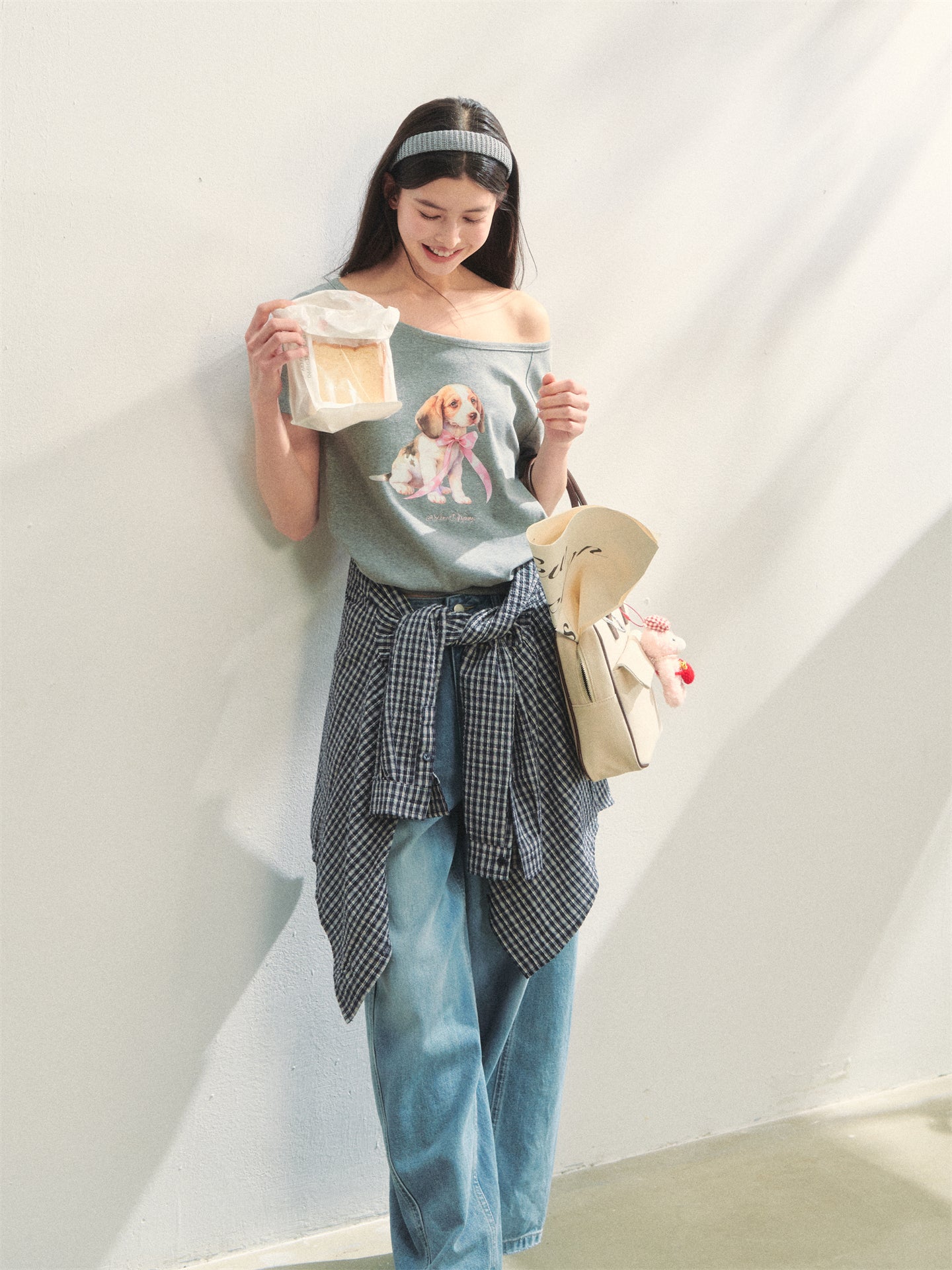 AsGony ASG25272 One shoulder bow dog short sleeved T-shirt (2color)