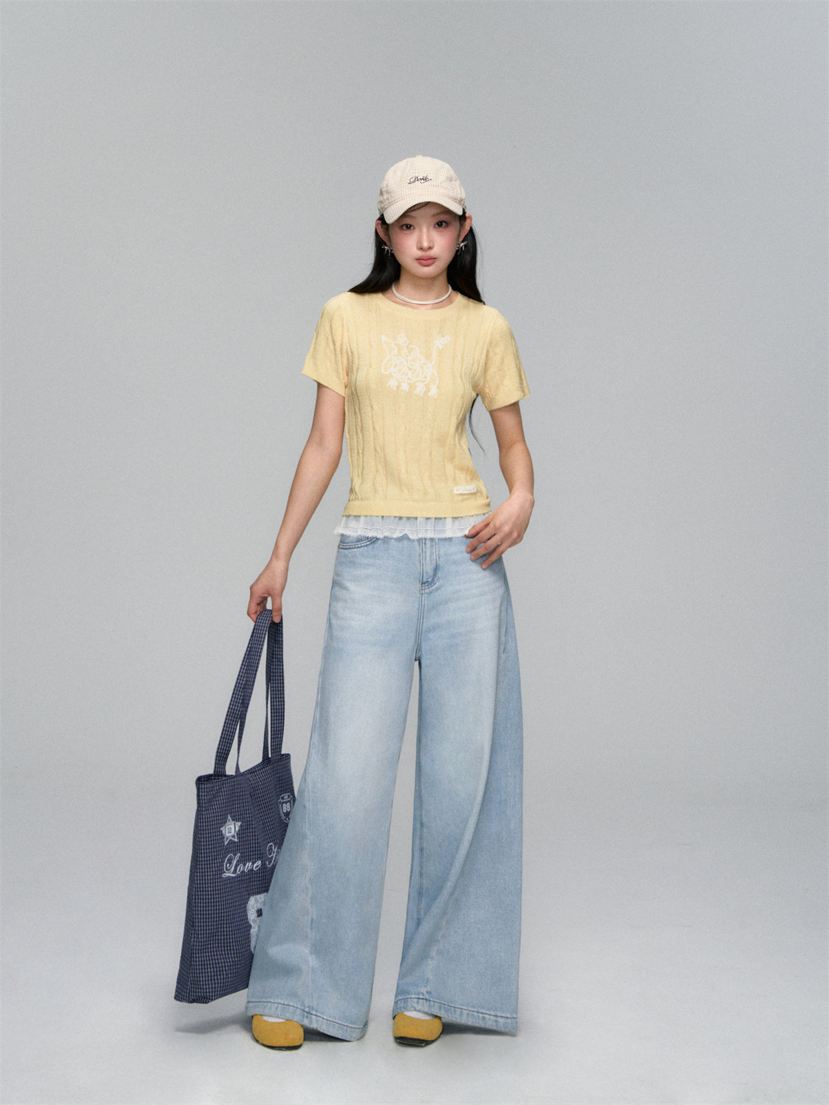 AsGony ASG25146 Puppy embroidered patchwork lace knit top (2color)