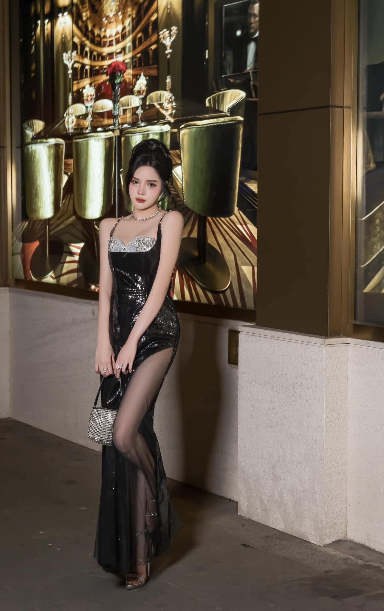 Bandage Dress Shiny slit dress