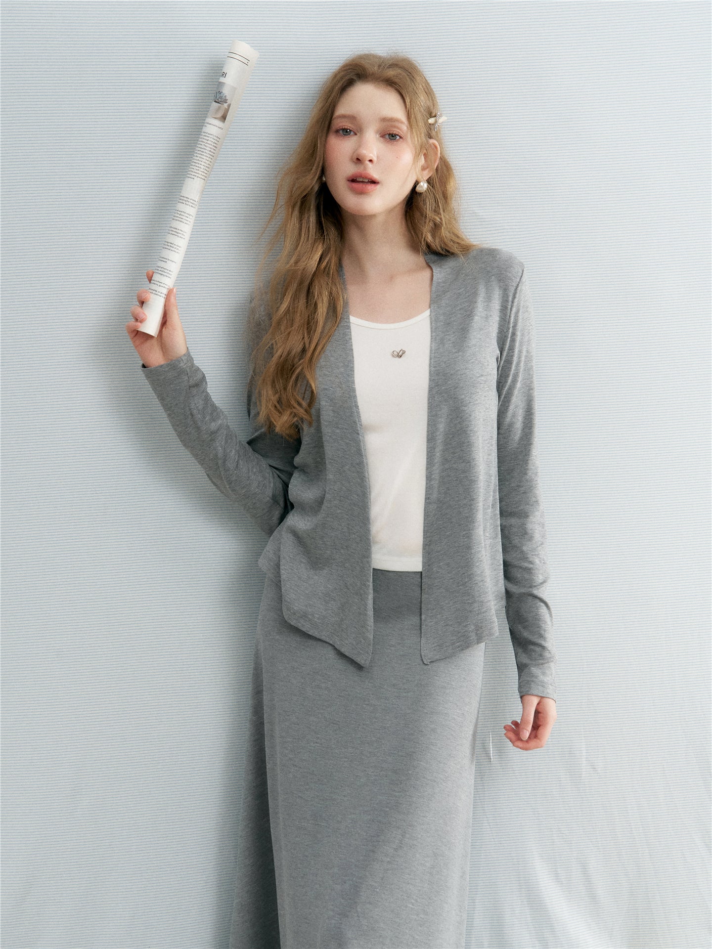 16DEWS 16D26037&16D26038 Fake two knitted round neck cardigan + skirt