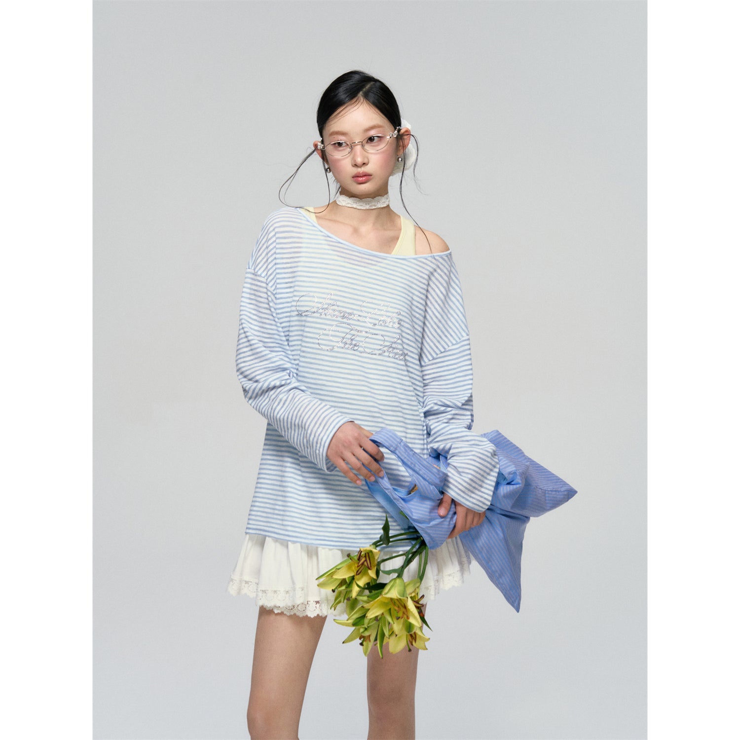 AsGony ASG25078 Off shoulder striped rhinestone T-shirt