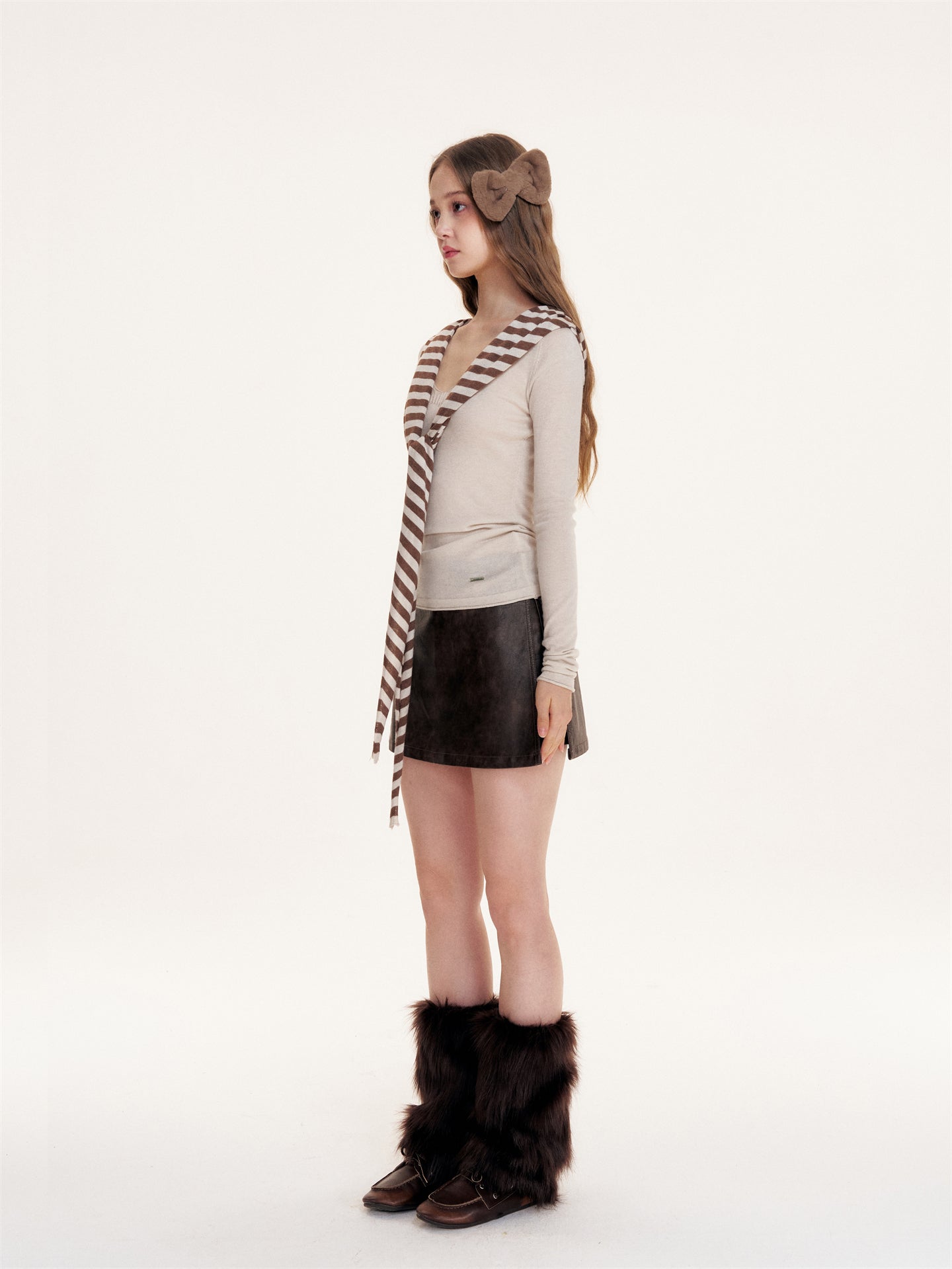 16DEWS 16D25418 Striped shawl V-neck knitted base top