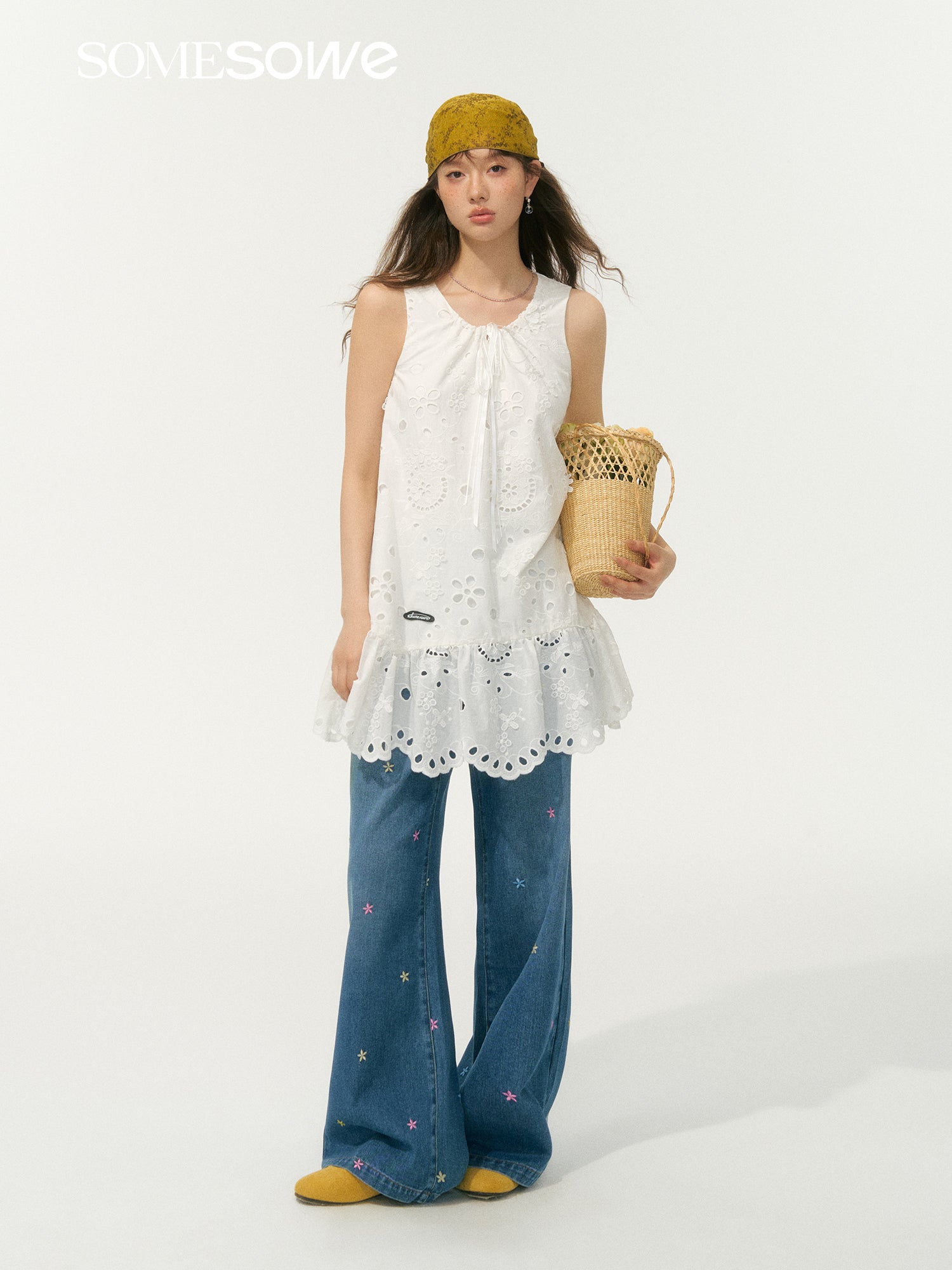 SOMESOWE S2508066 Embroidered ruffle edge dress