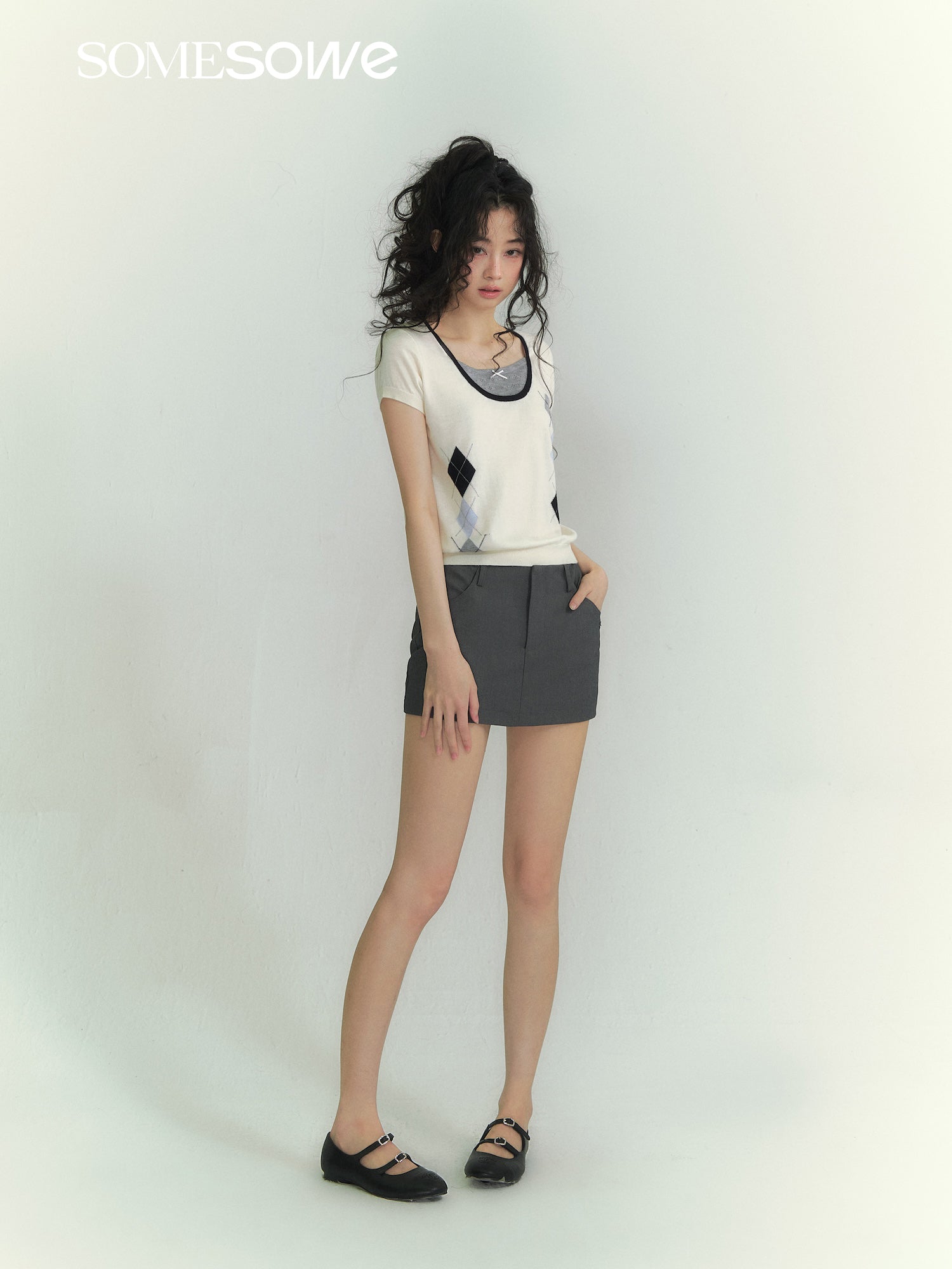 SOMESOWE S2609077 Lingge color matching fake two piece top
