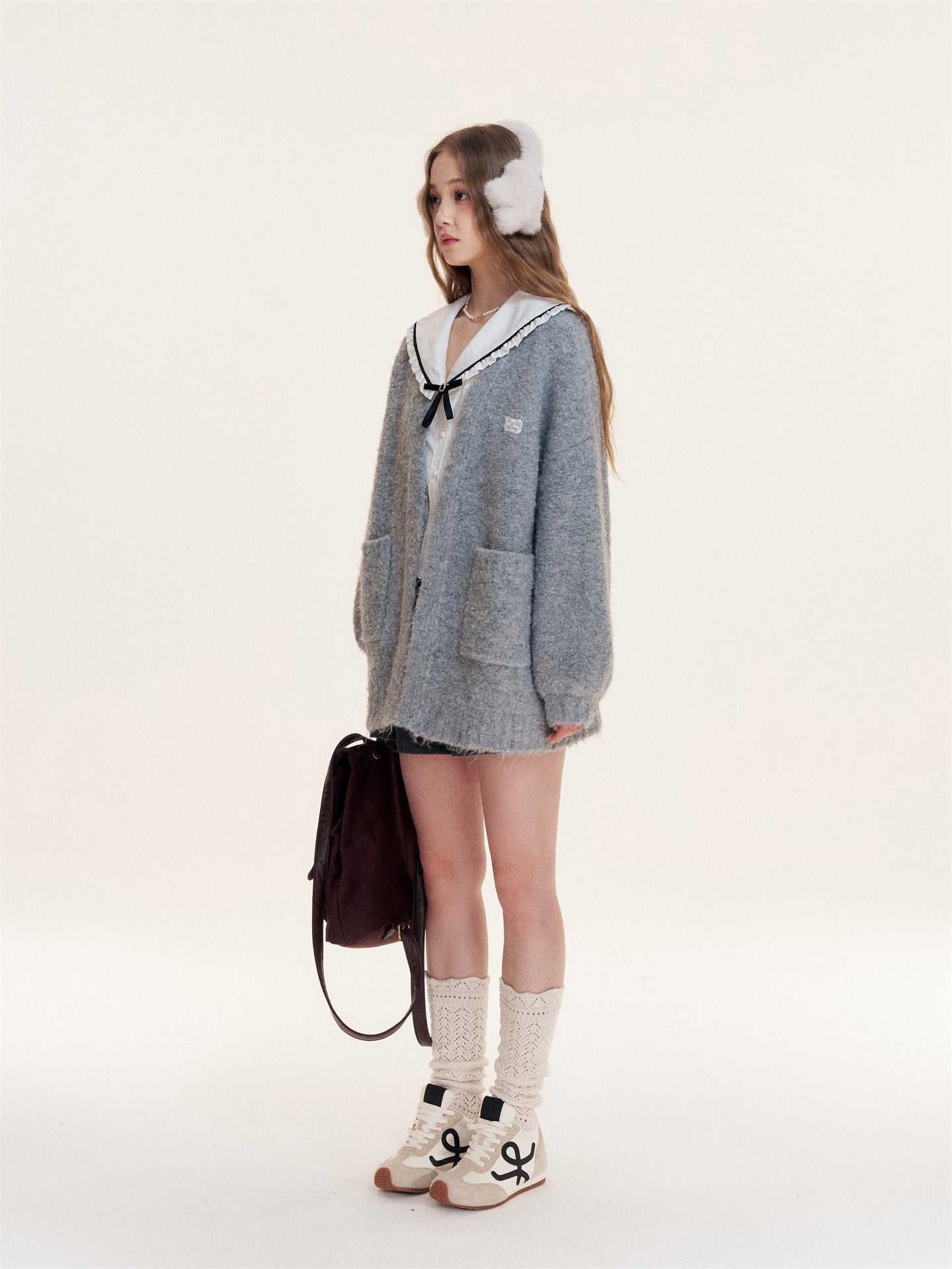 16DEWS 16D25412 Fluffy fur long sleeved V-neck knitted cardigan