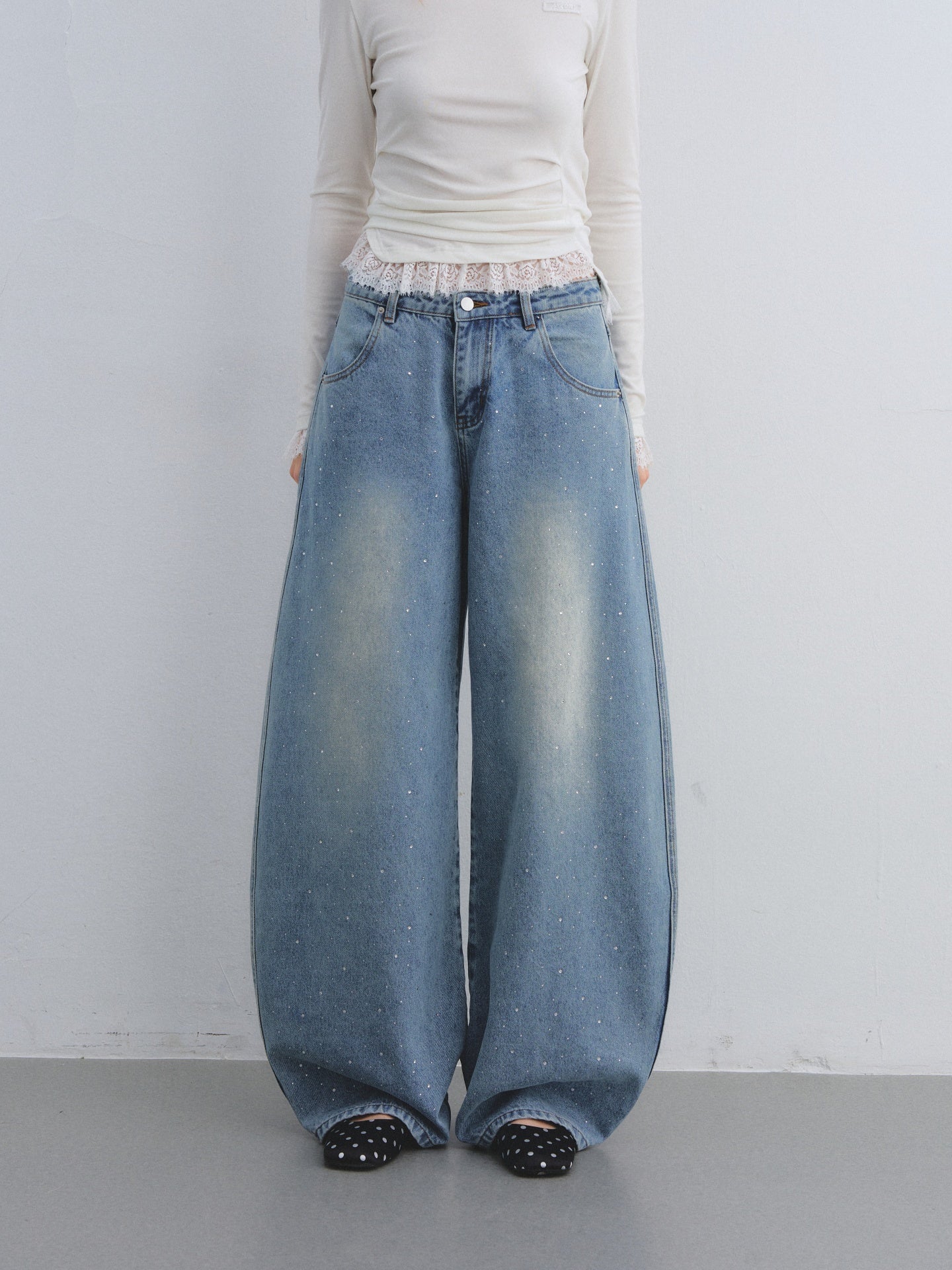 AsGony ASG25653 Hot stamping washed curved knife jeans