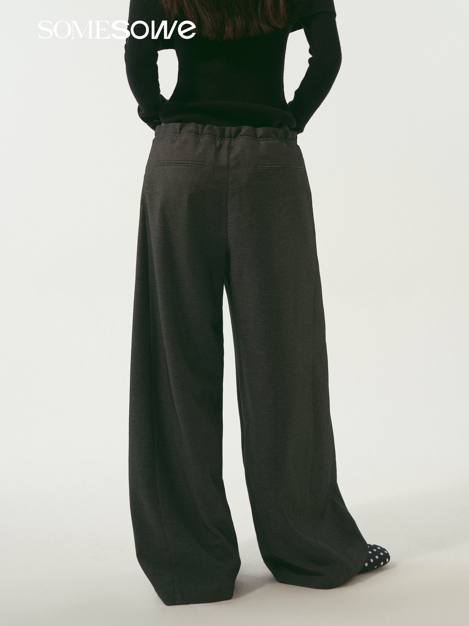 SOMESOWE S2509015 Double waisted loose crescent casual pants