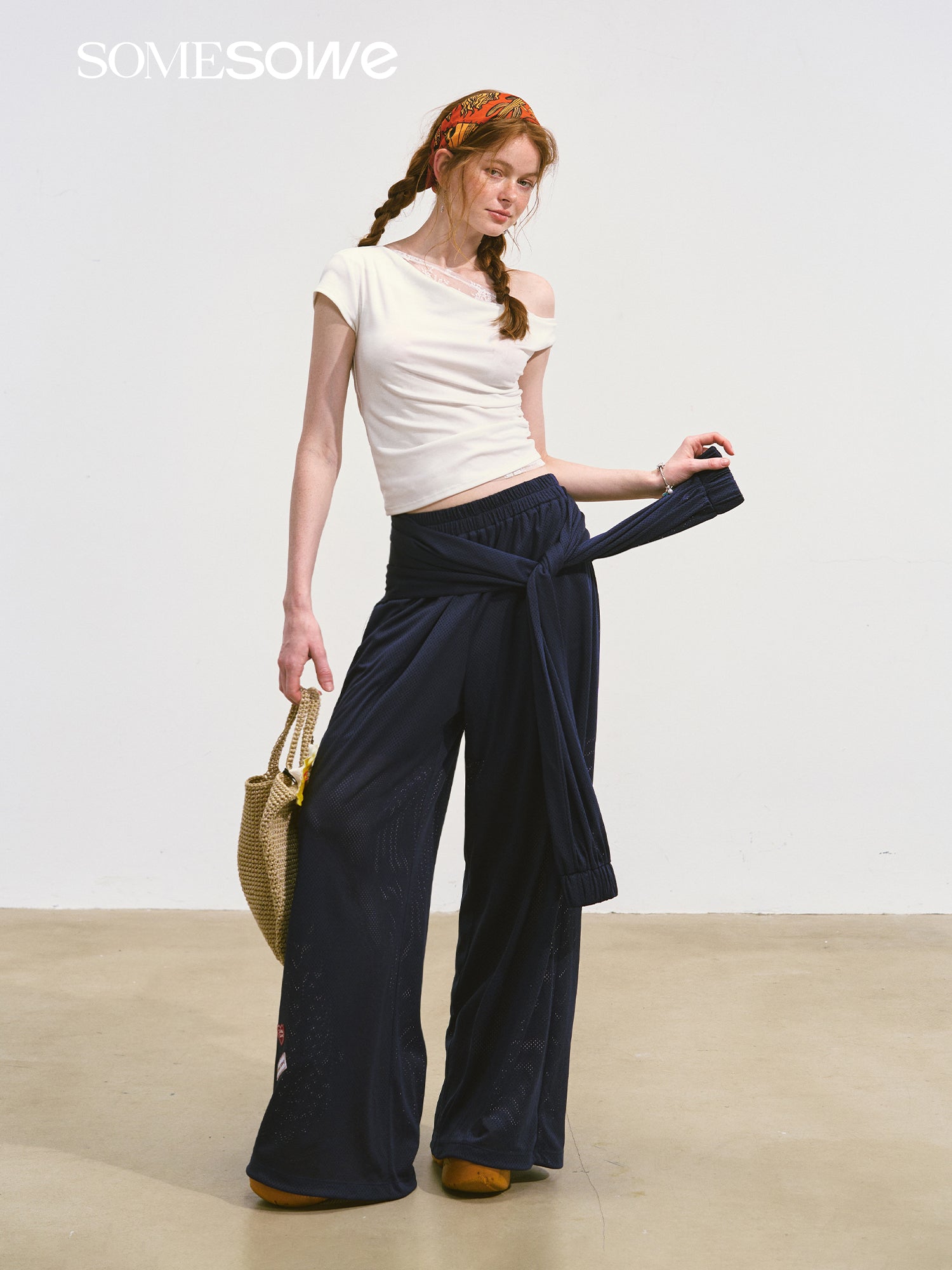 SOMESOWE S2508096 Vacation style lace up pants (2color)