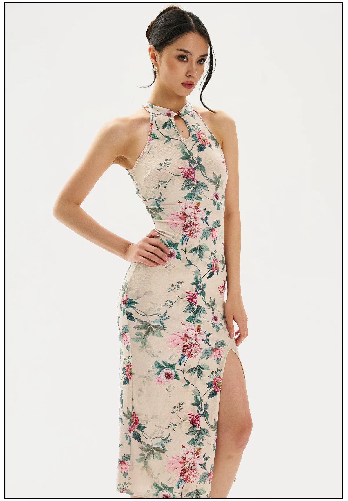 FIND YA WINGS Floral Shadow Halter Midi Cheongsam