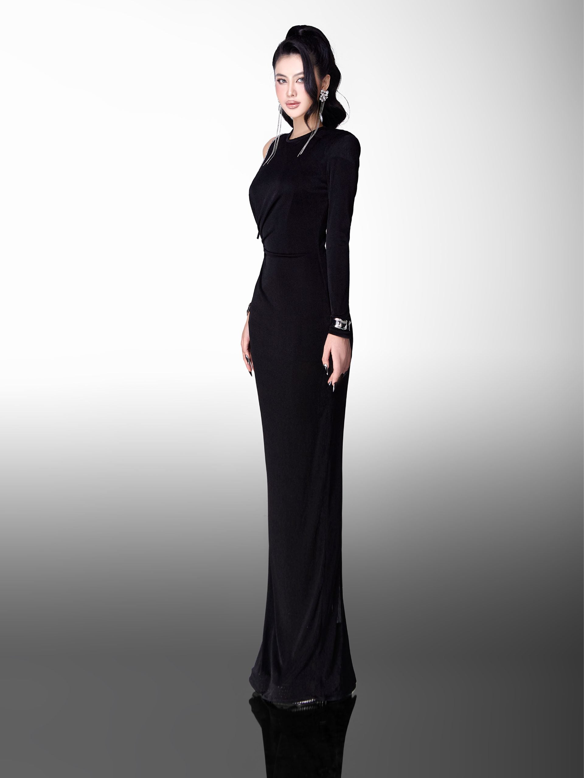 Glam Doll Long one-shoulder rhinestone dress(2 colors)