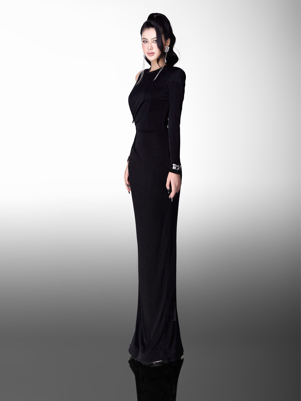 Glam Doll Long one-shoulder rhinestone dress(2 colors)