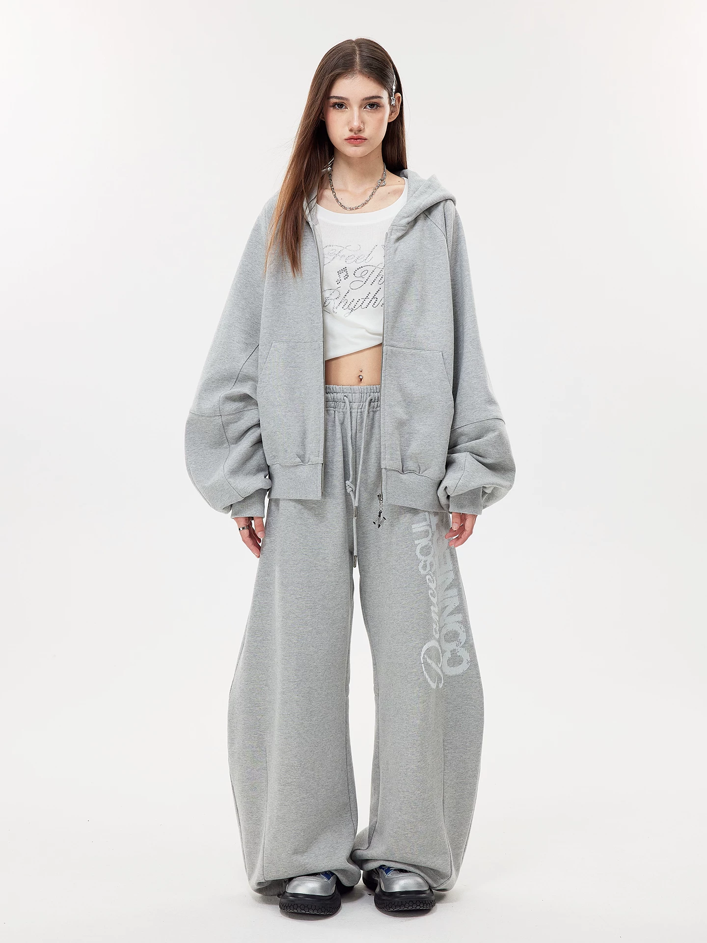 Nova Street Grey Heavy Detail Curved Leg Sweatsuit(SEPERATE)
