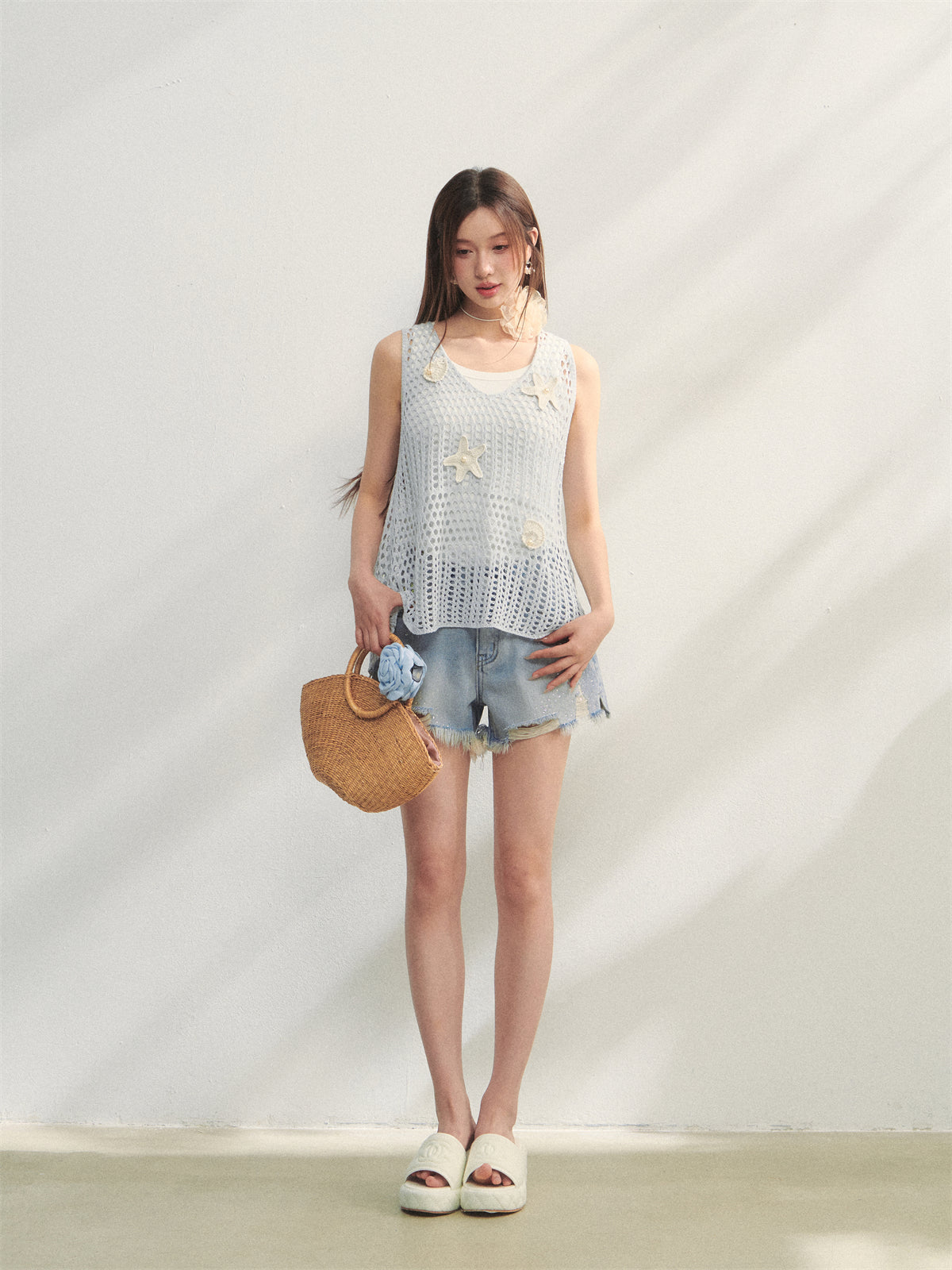 AsGony ASG25231 Ocean style pearl flower vest (2color)