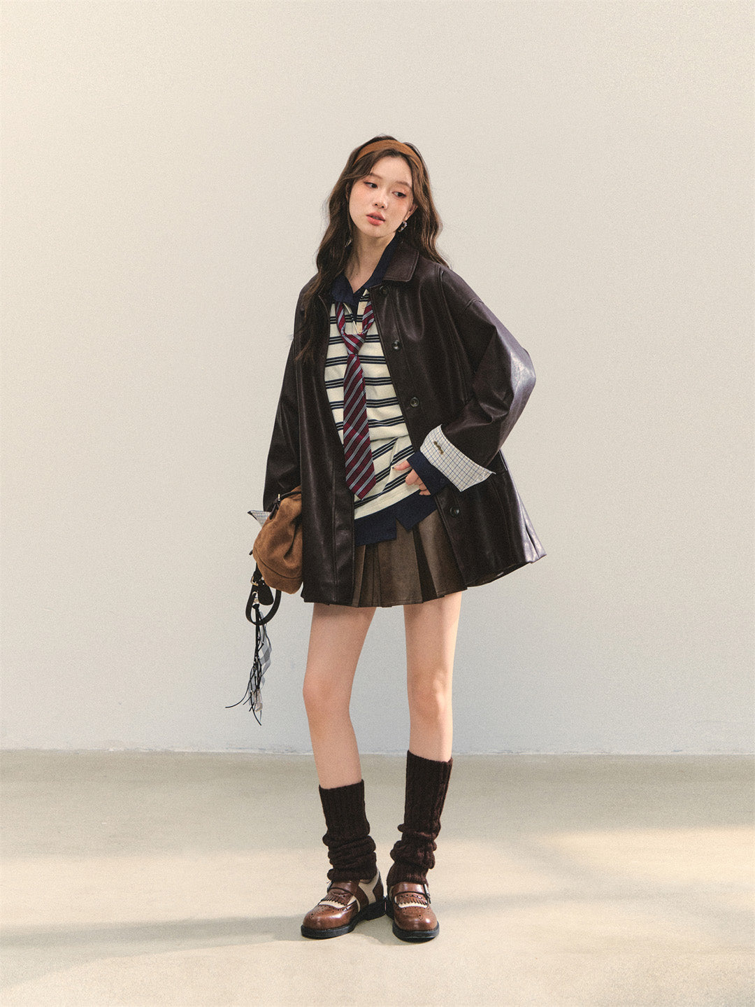 AsGony ASG25334 Cuff plaid patchwork leather jacket