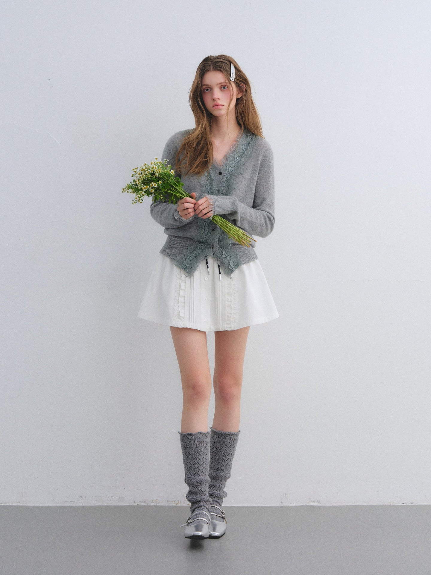 AsGony ASG25662 Sheep wool lace patchwork V-neck knitted sweater