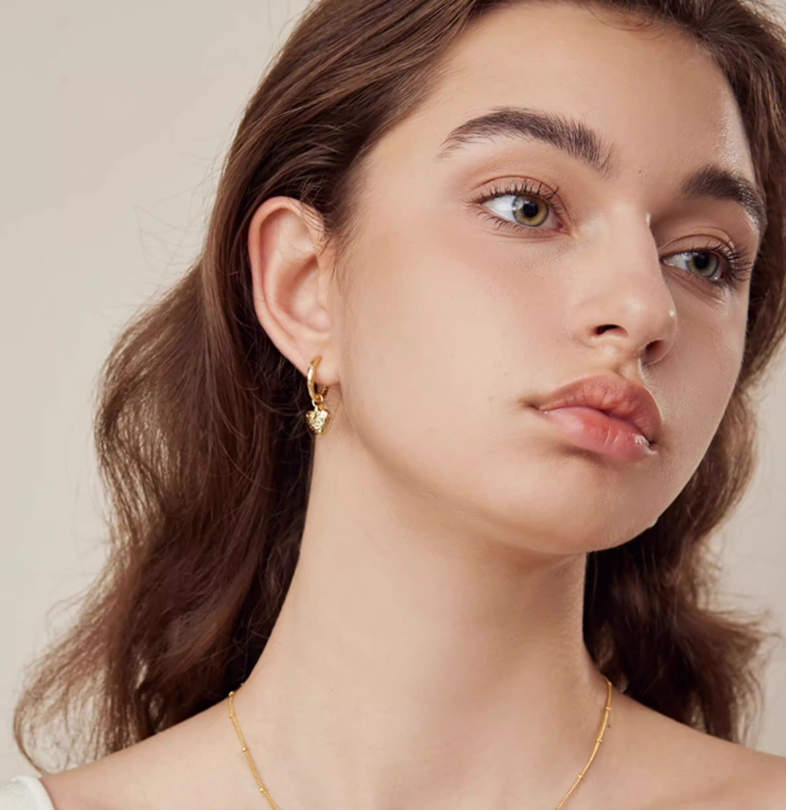 ARSIS Baroque pearl earrings