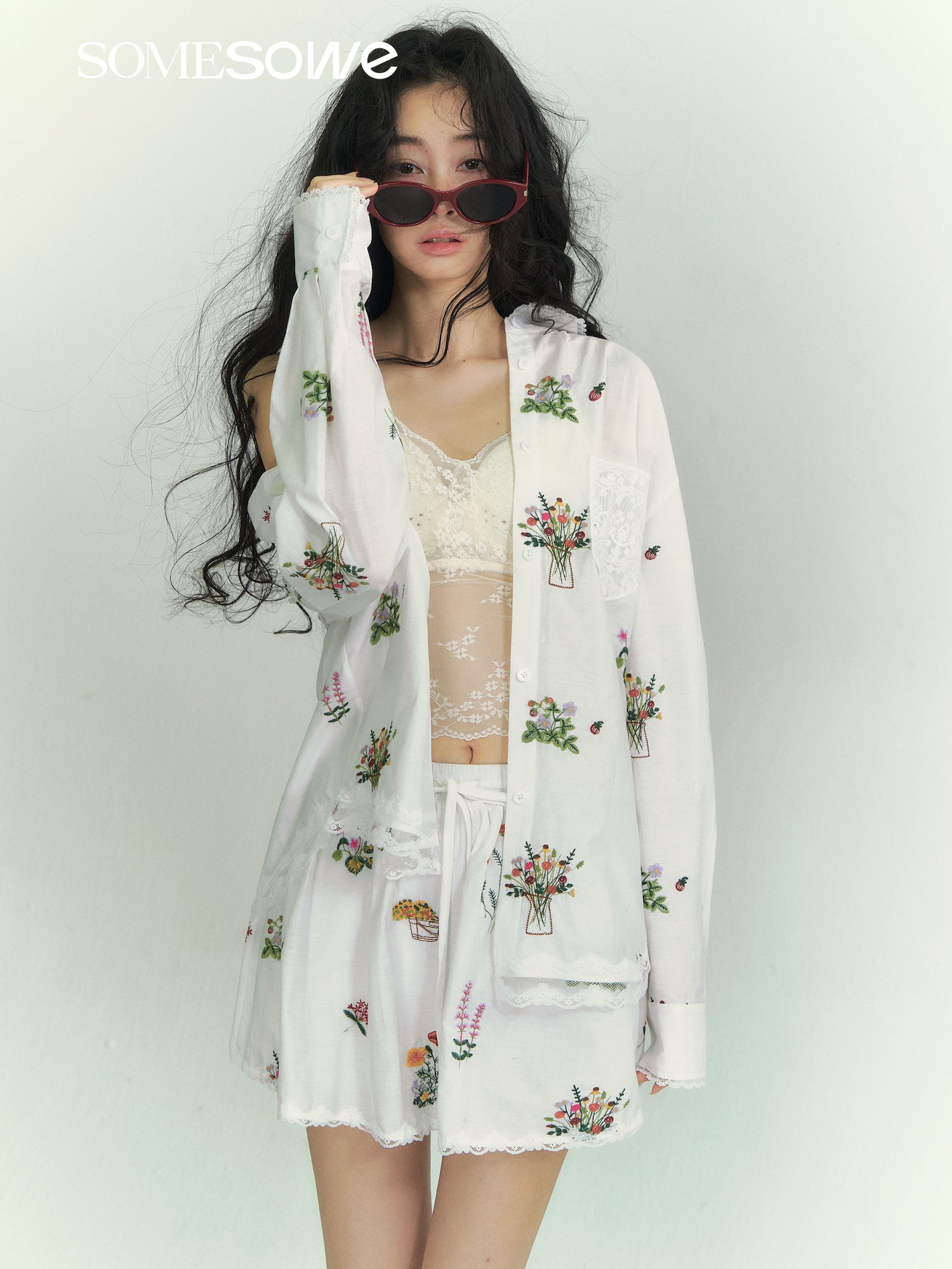 SOMESOWE S2609059&S2609060 Flower embroidery lace patchwork shirt + skirt