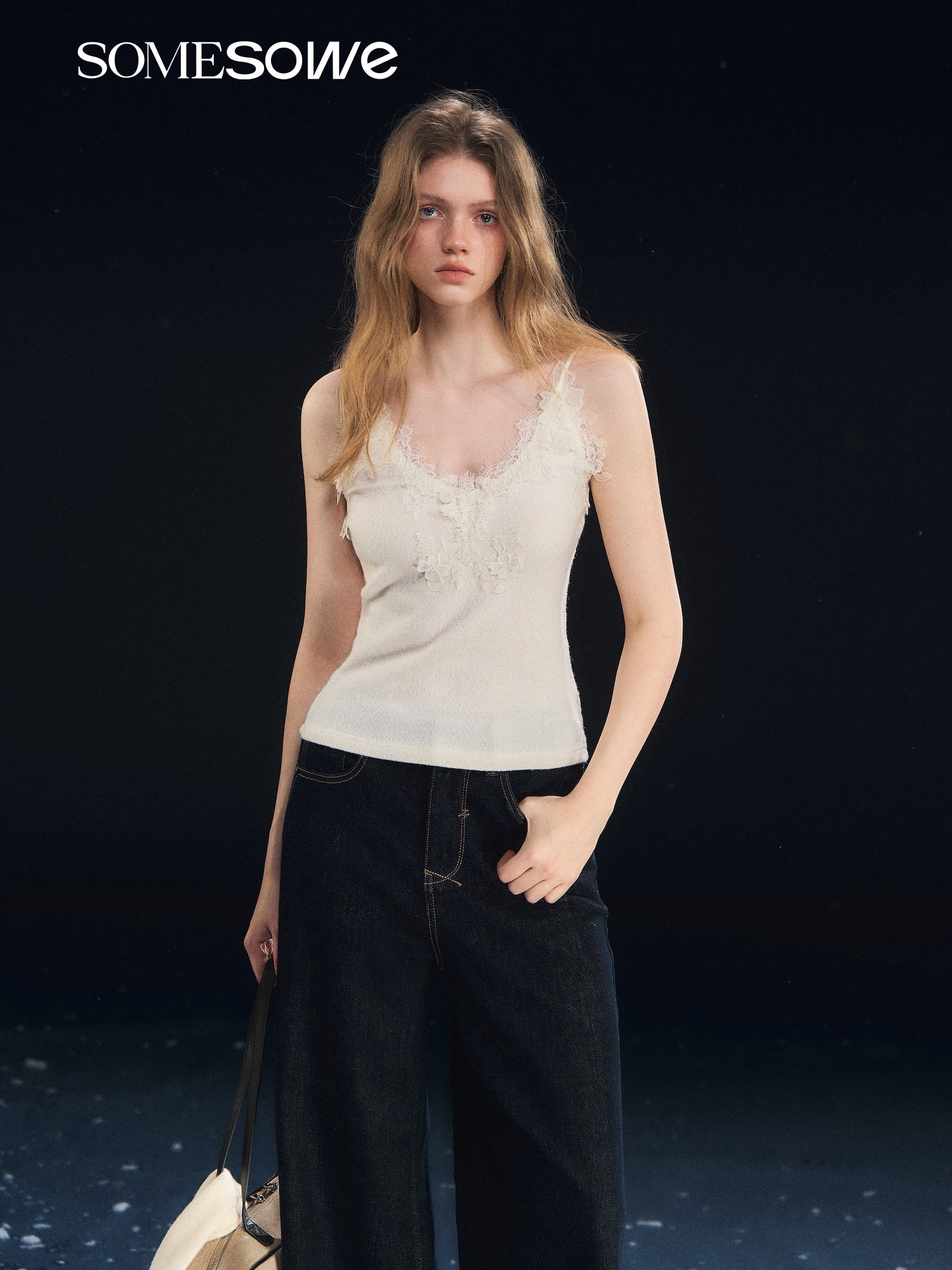 SOMESOWE S2508309 Soft velvet texture lace camisole