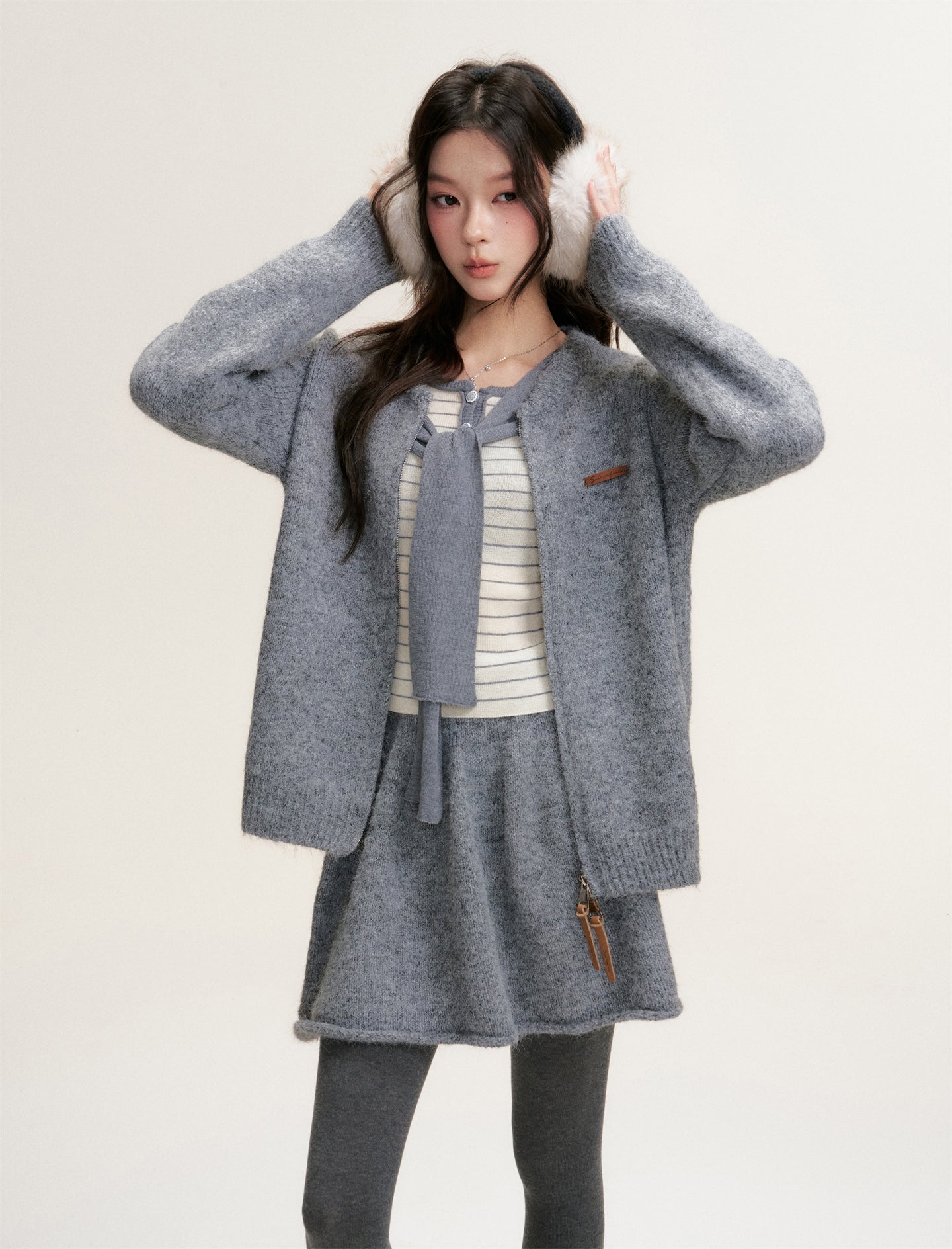 16DEWS 16D25451 Casual knitted sweater + skirt set