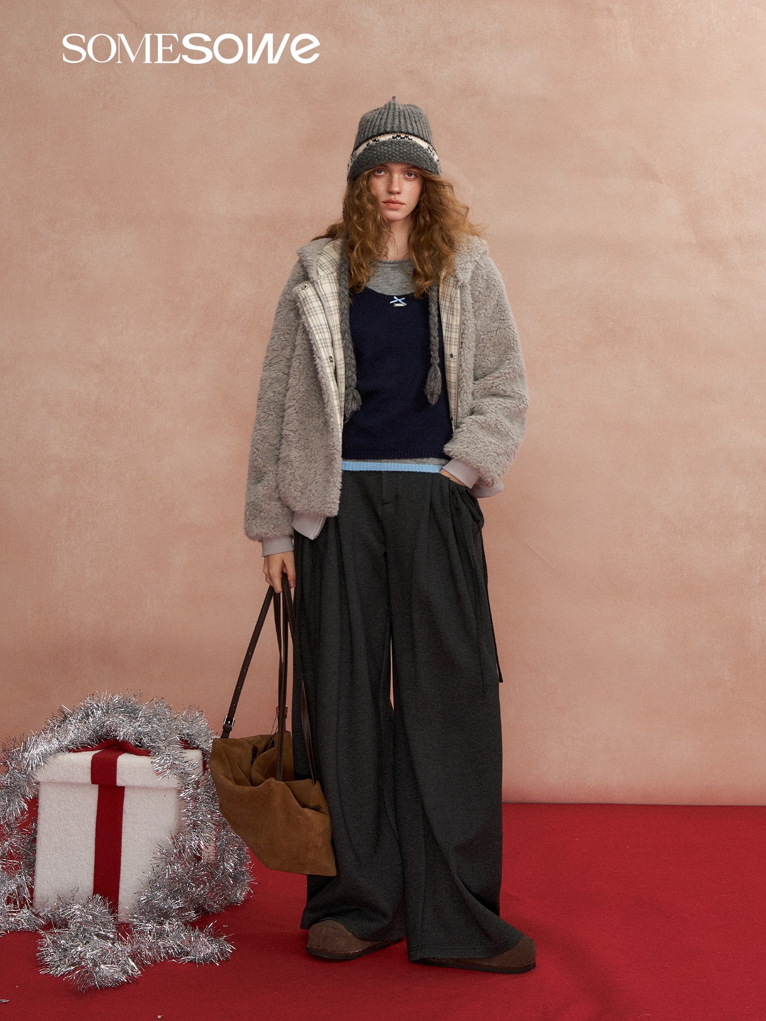 SOMESOWE S2508305 Warm lamb double sided hooded jacket