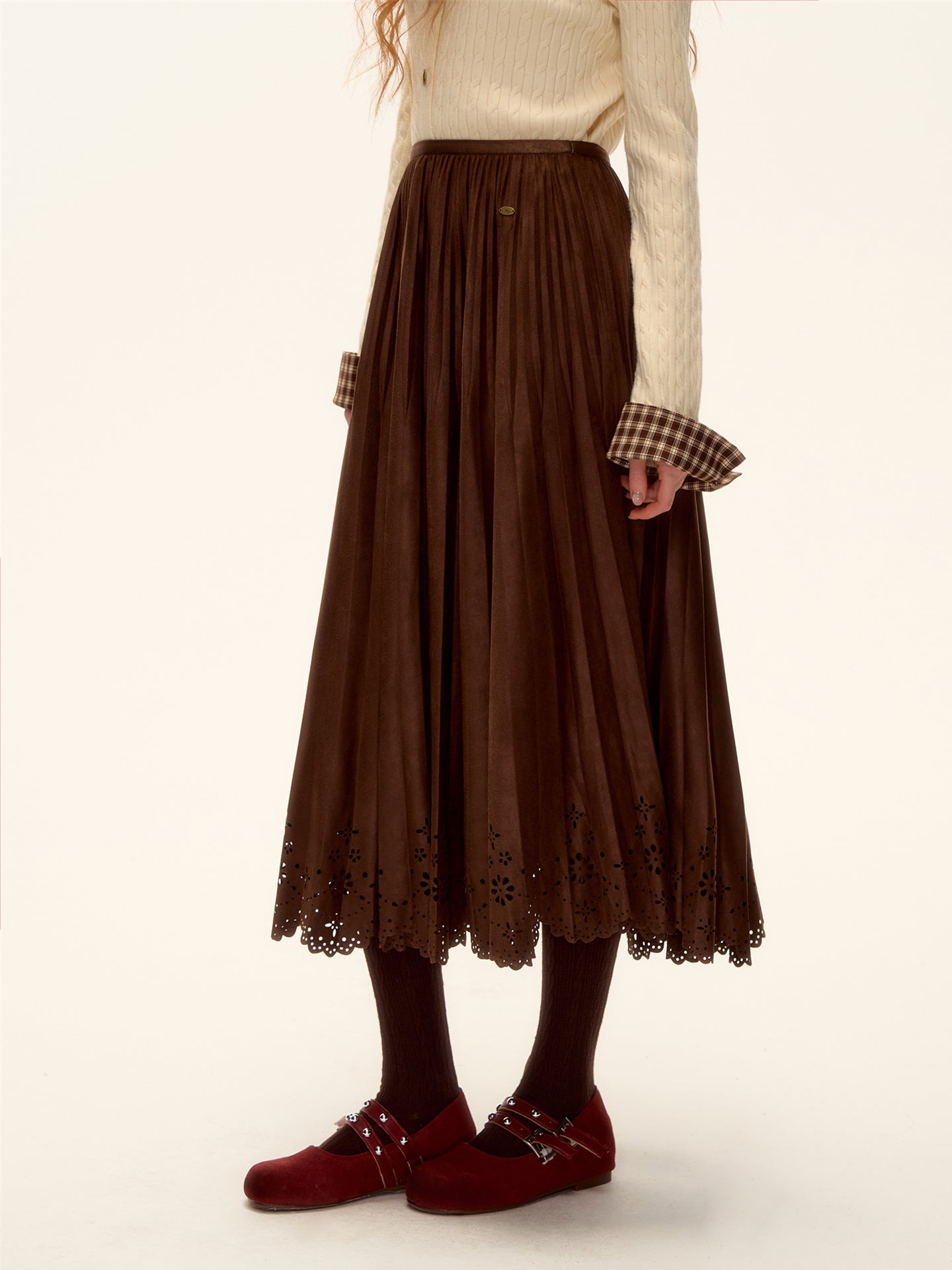 AsGony ASG25477 Hollow lace hem pleated suede long skirt