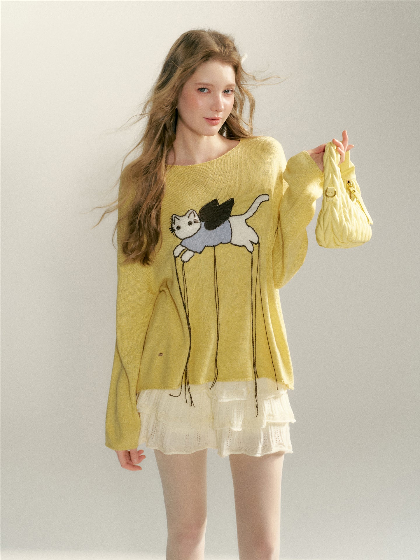 16DEWS 16D26019 Fun cat relaxed round neck pullover knit sweater