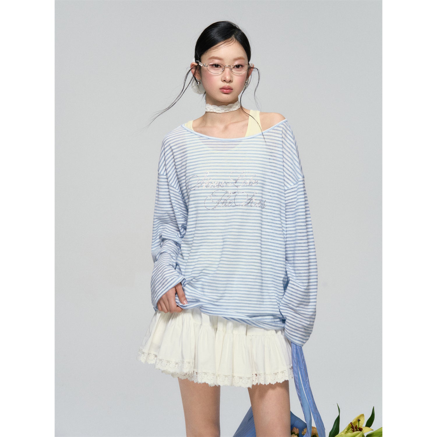 AsGony ASG25078 Off shoulder striped rhinestone T-shirt