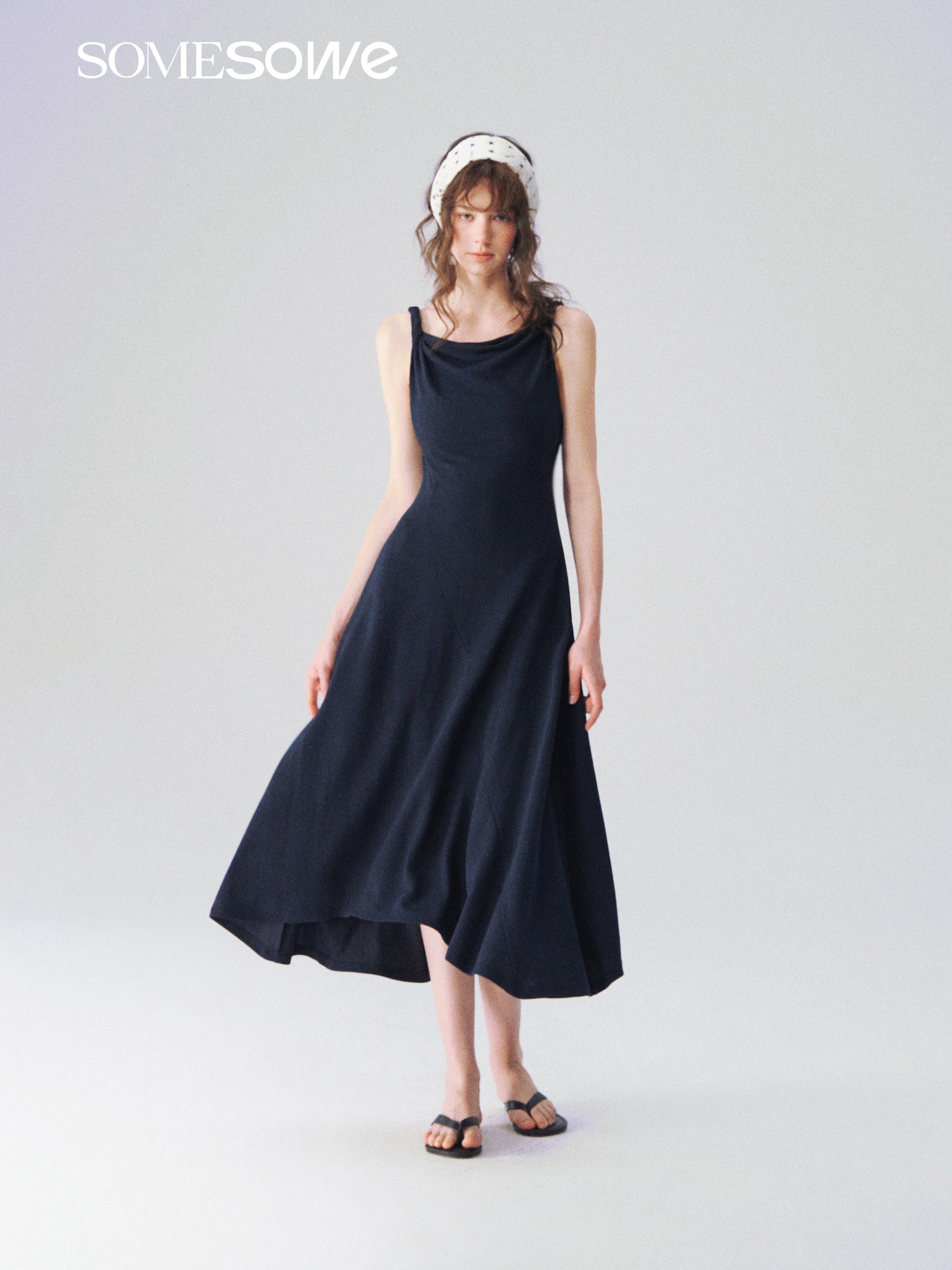 SOMESOWE S2609105 Twisted shoulder strap knit dress