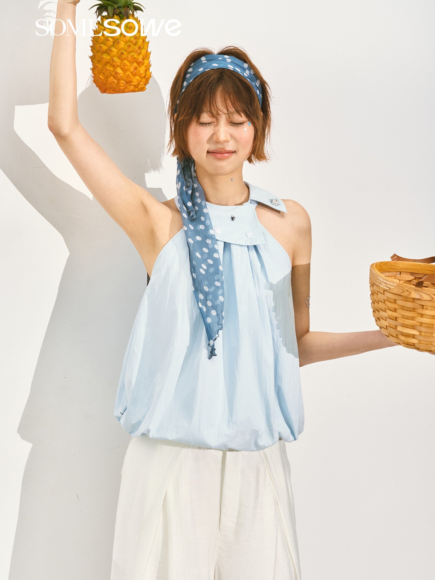 SOMESOWE S2508140 Sleeveless halter-neck shirt