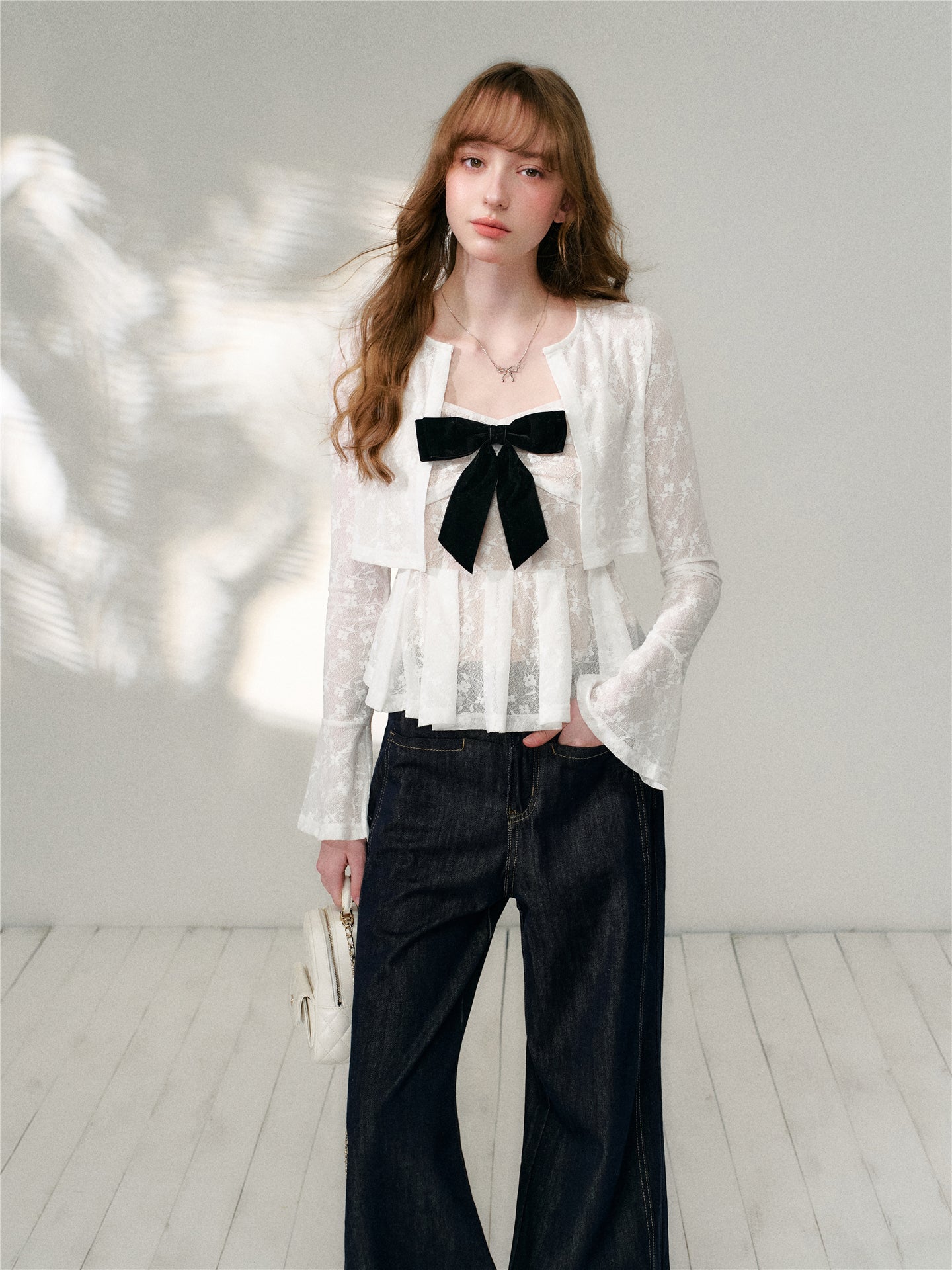16DEWS 16D26105&16D26106 Lace jacquard flared sleeve cardigan + camisole